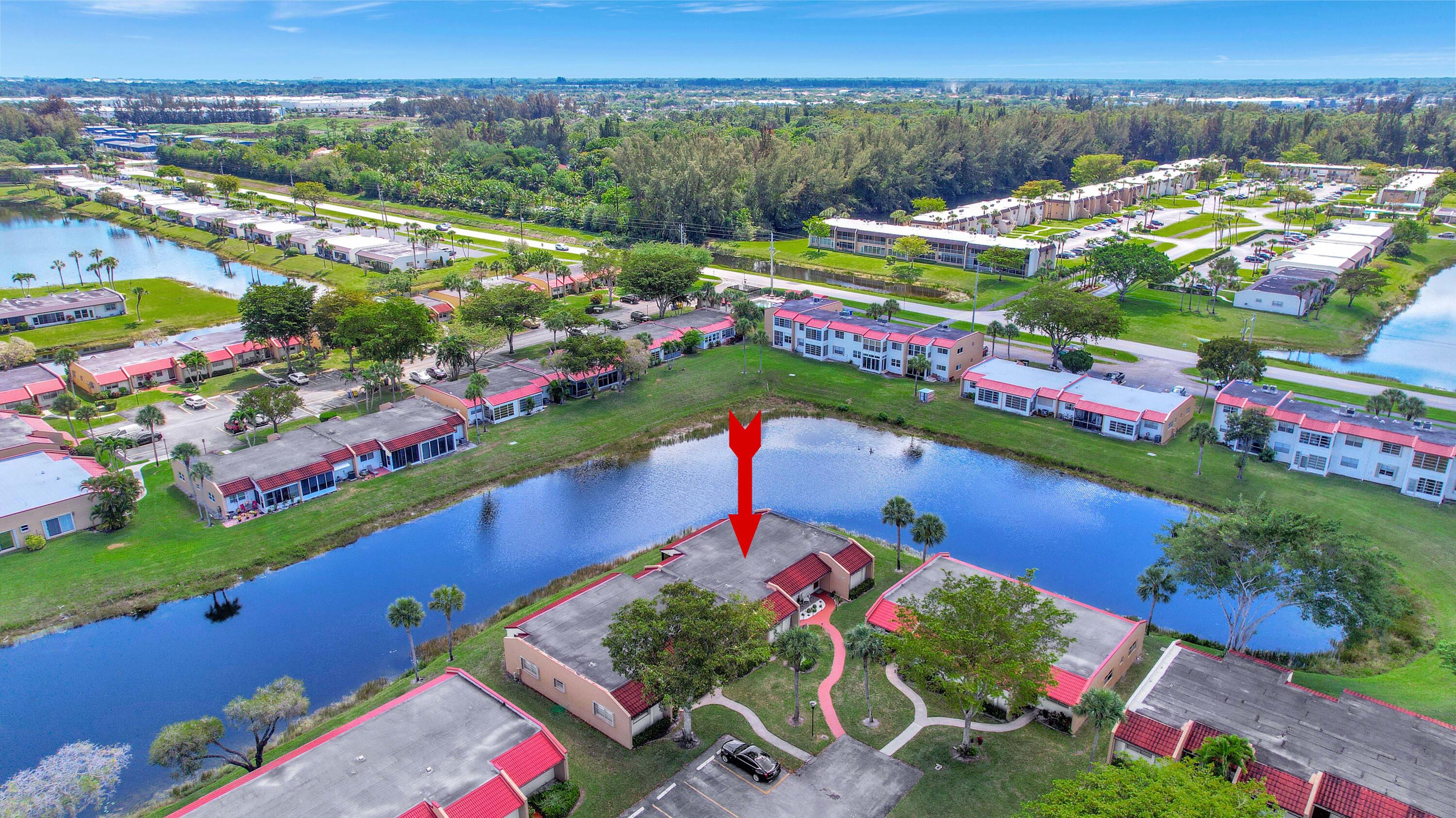 212 Lake Helen Drive 212