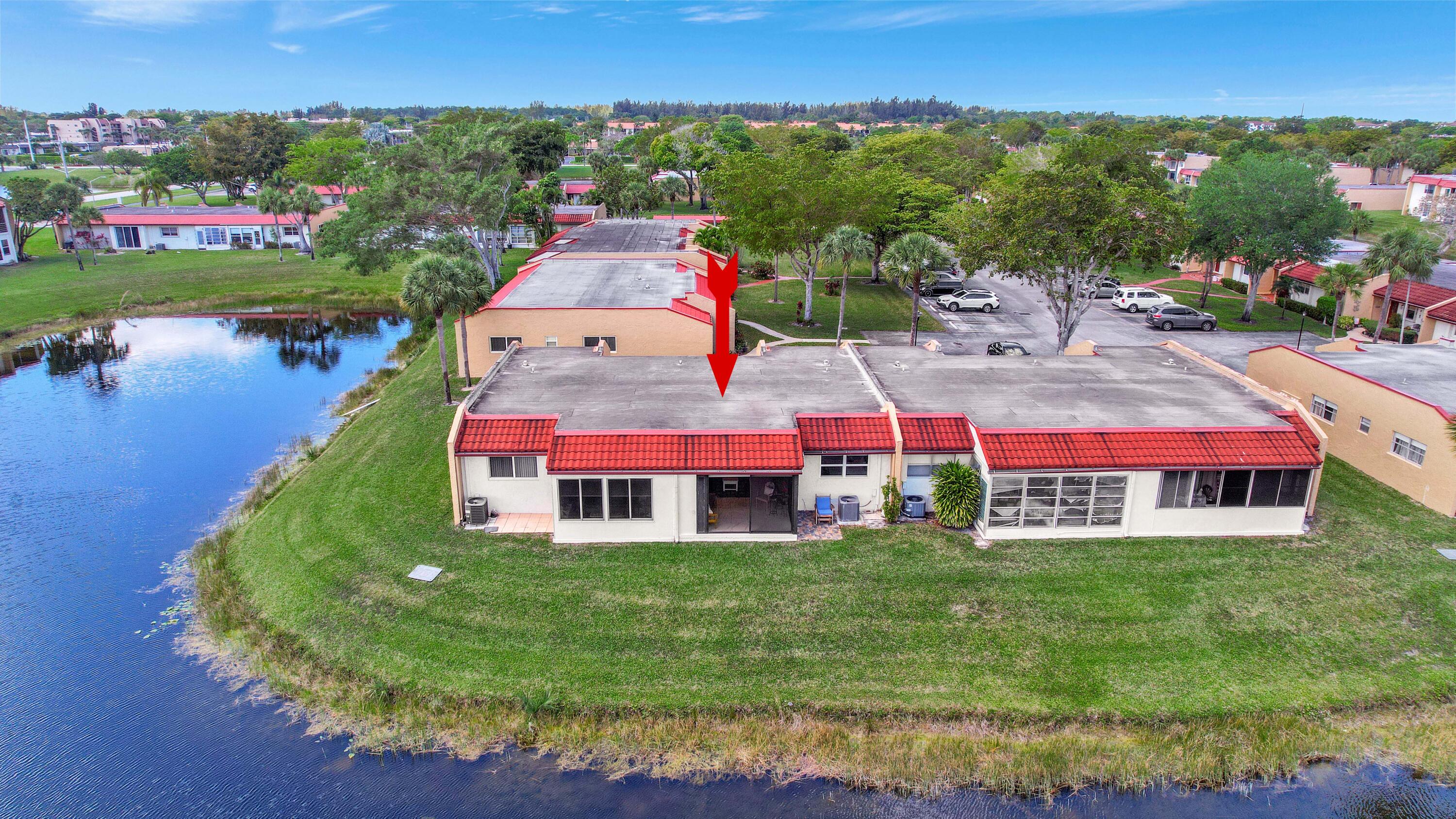 212 Lake Helen Drive 212
