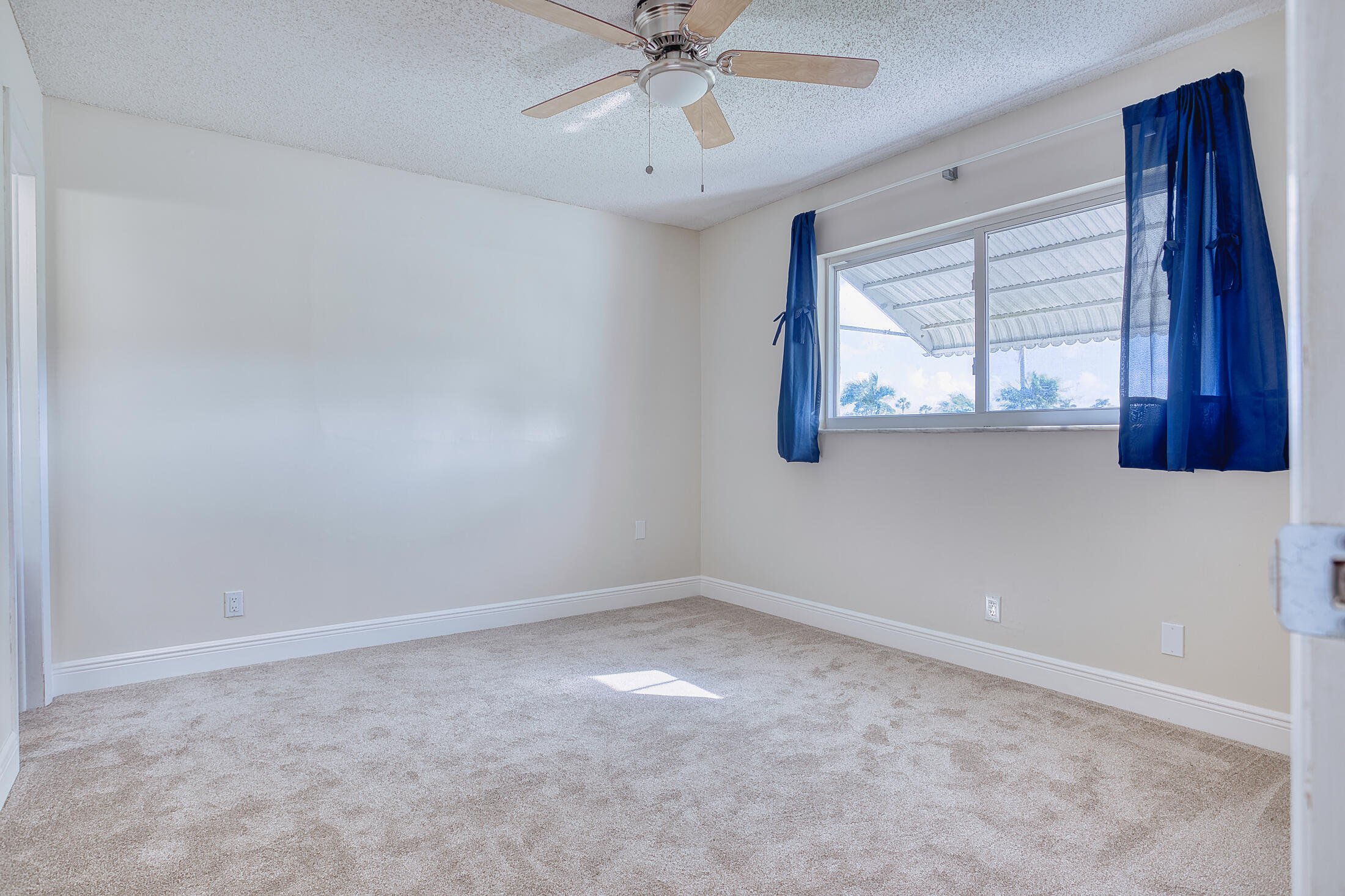 300 SW Golfview Terrace 136