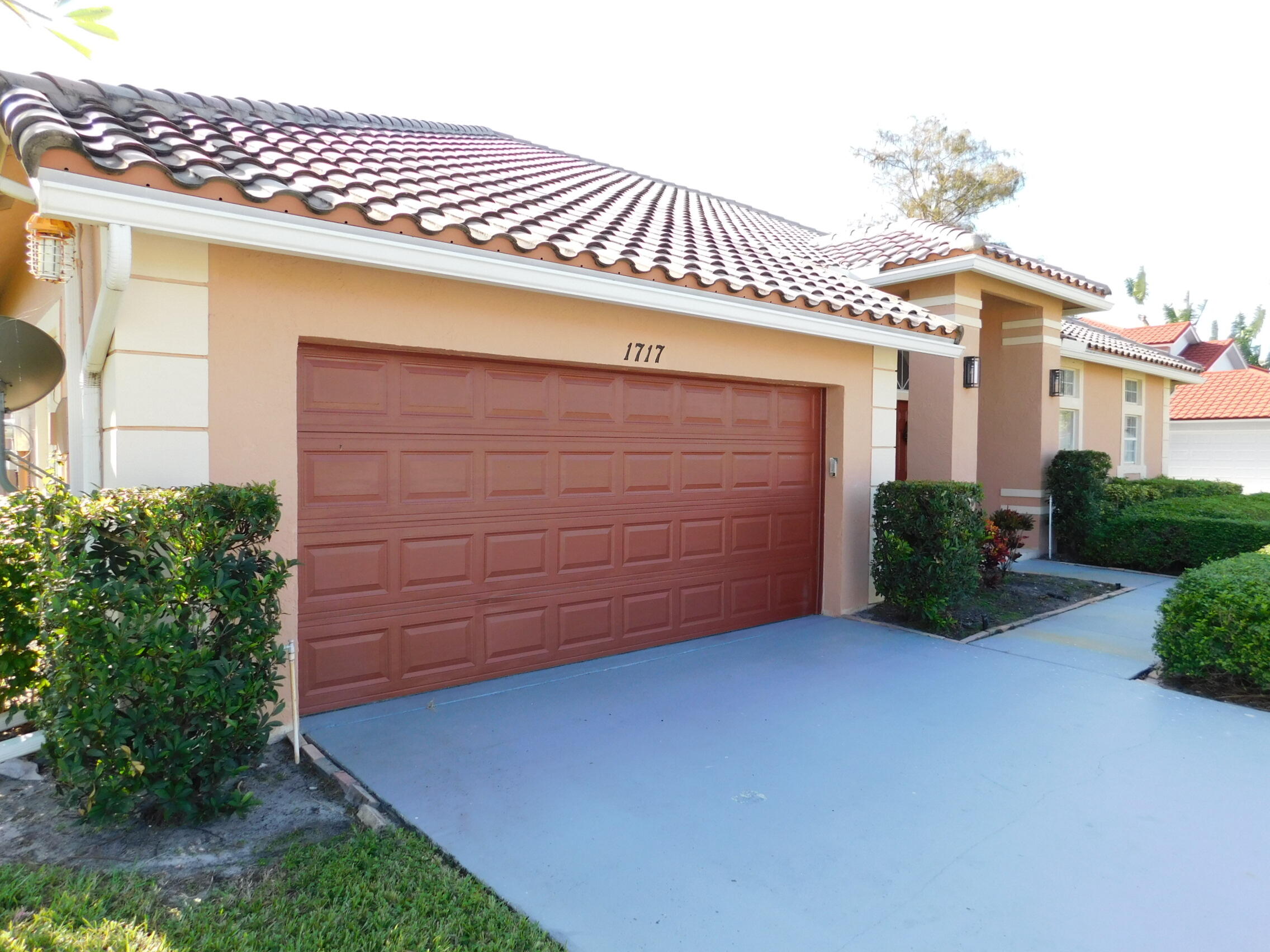 1717 Wiltshire Village Drive