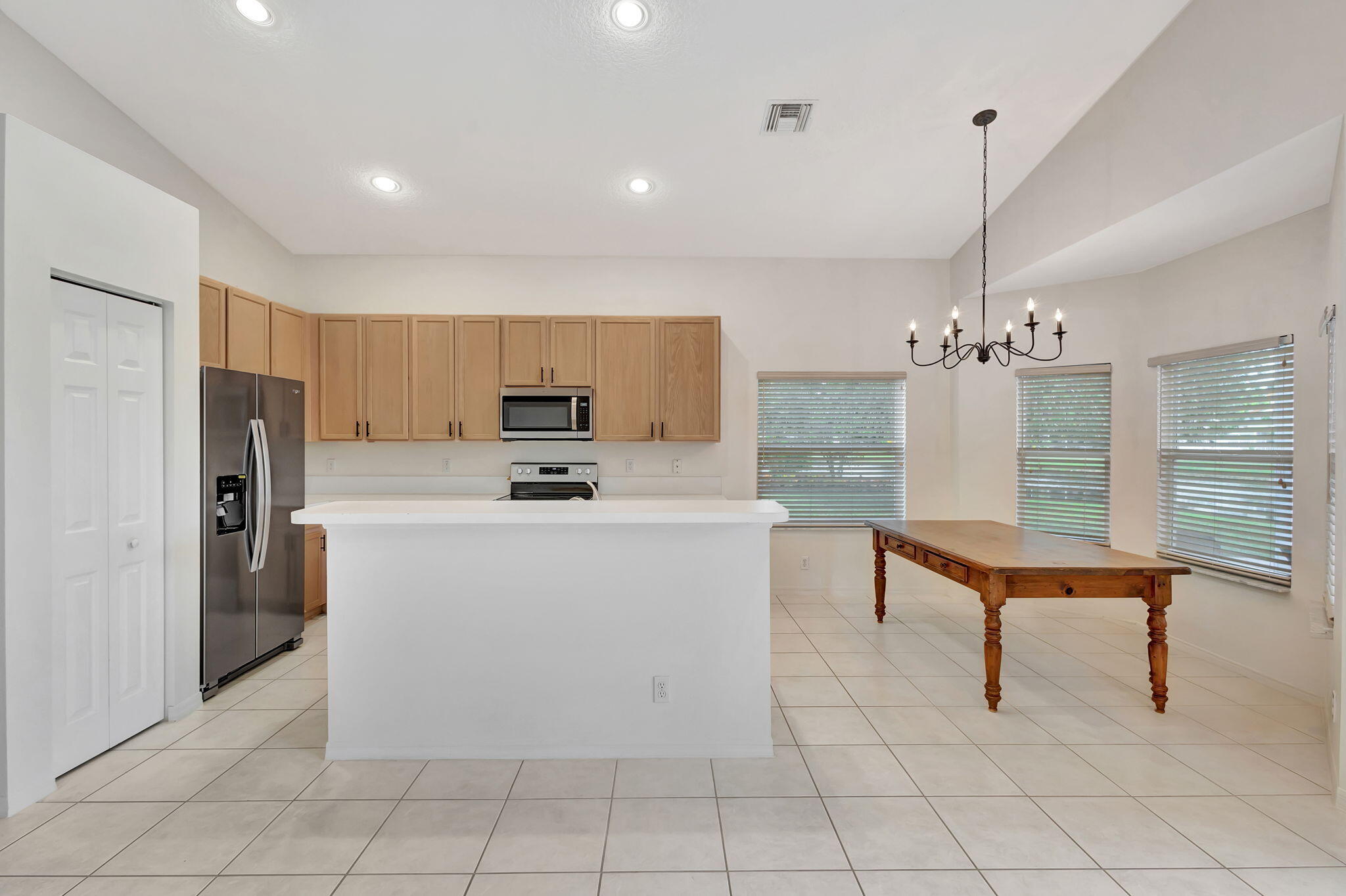 11495 Beacon Pointe Lane