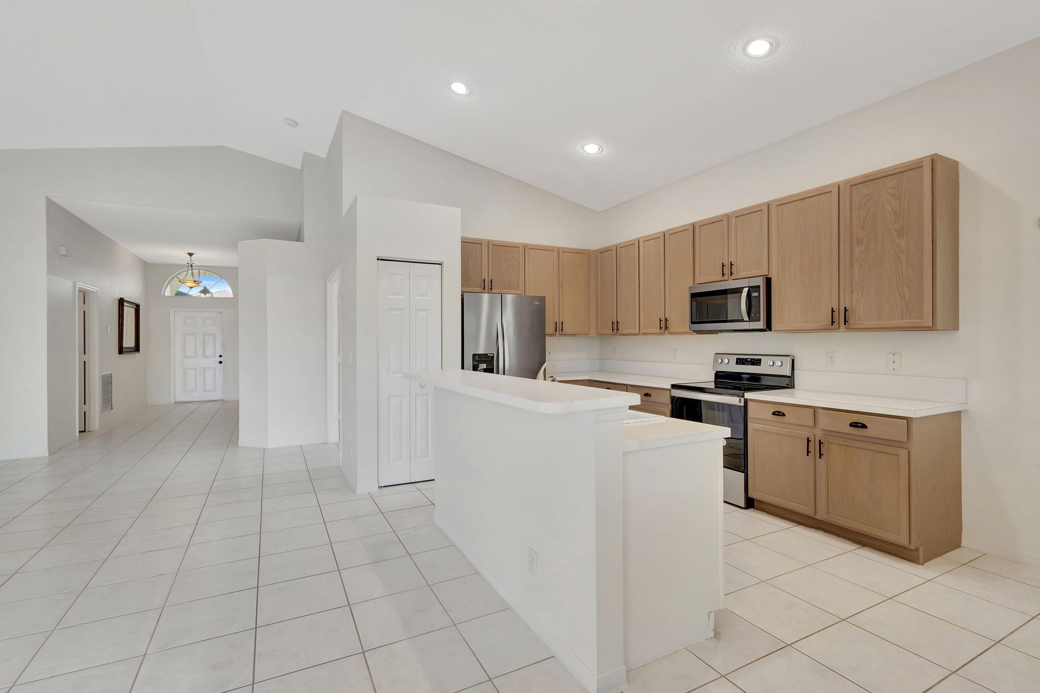 11495 Beacon Pointe Lane