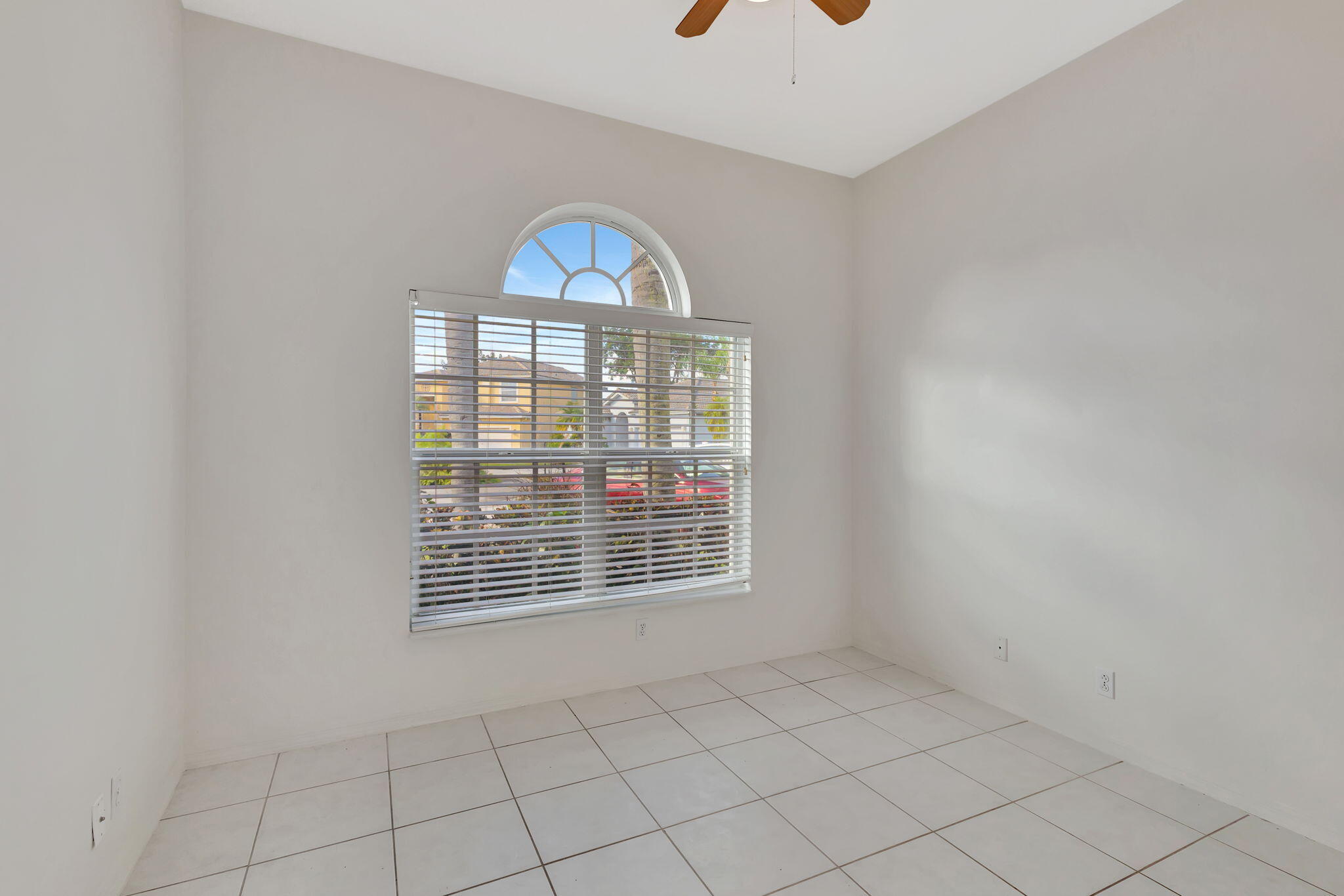 11495 Beacon Pointe Lane