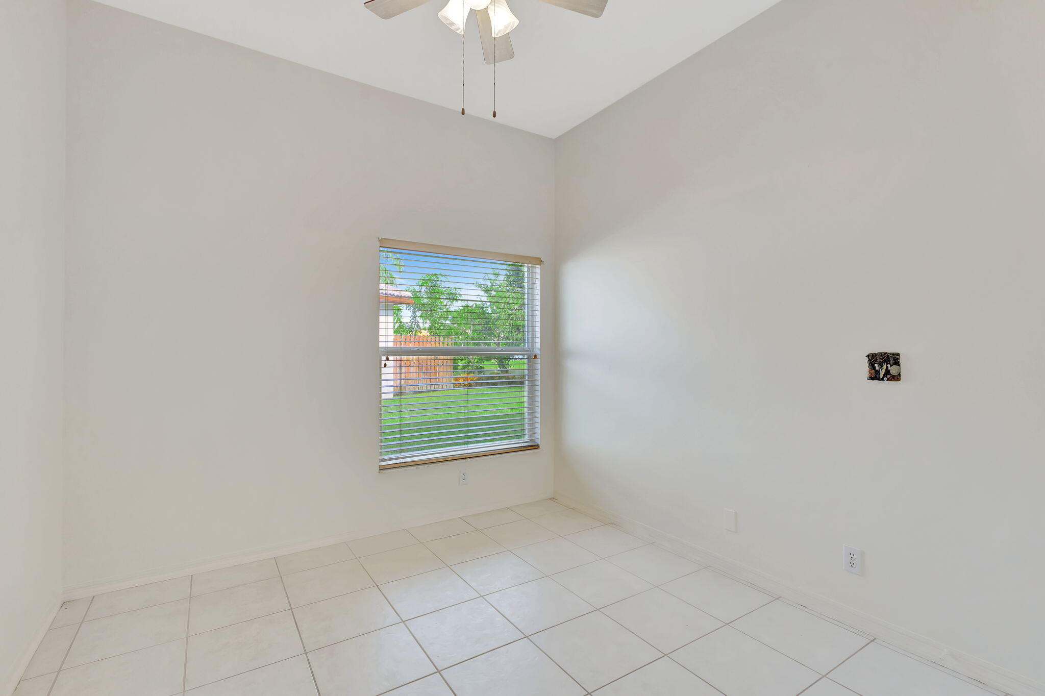 11495 Beacon Pointe Lane