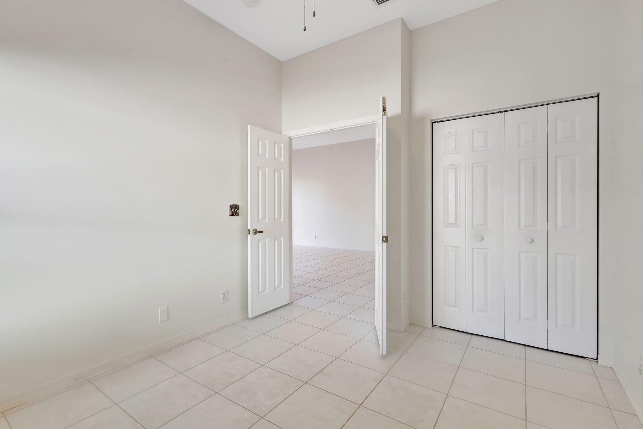11495 Beacon Pointe Lane