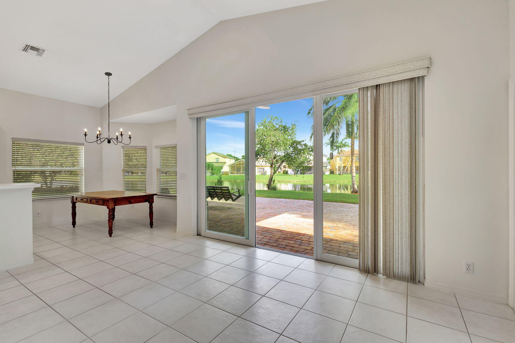 11495 Beacon Pointe Lane