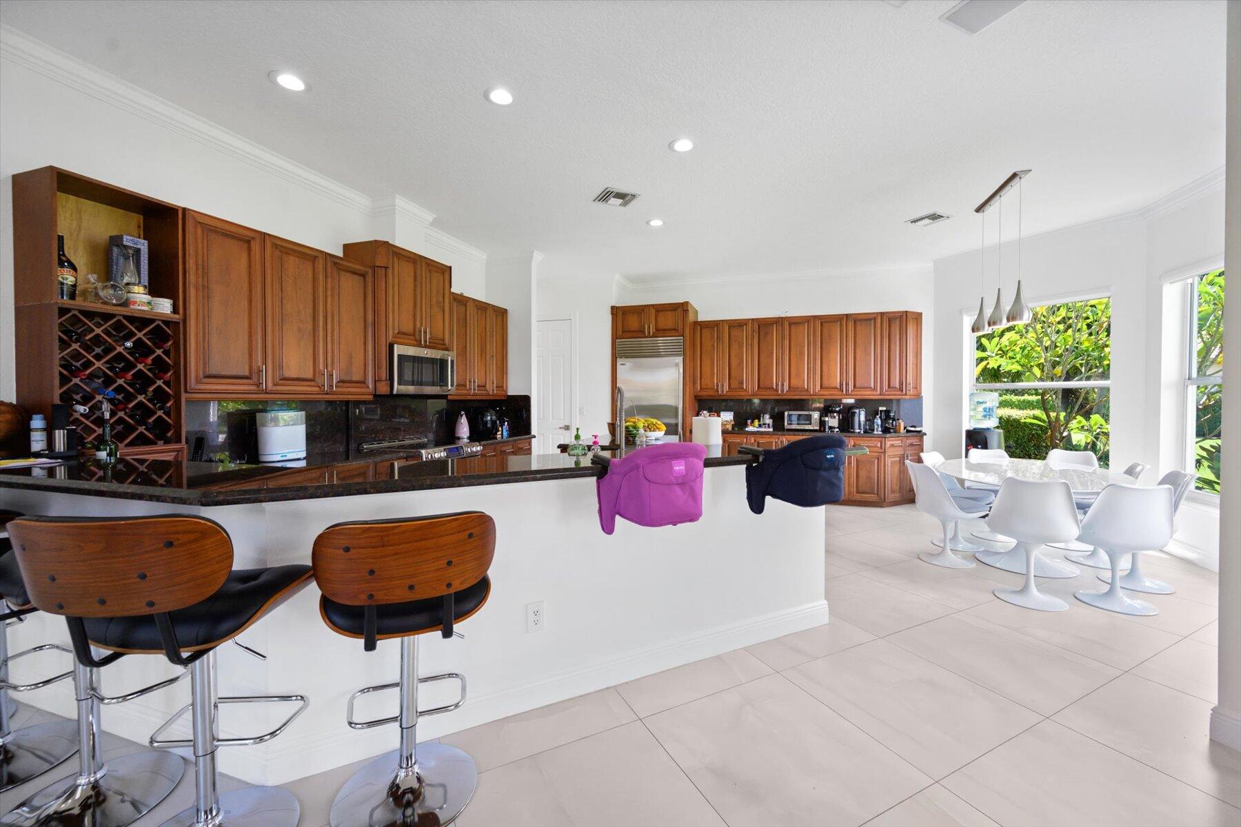 2135 Windsock Way