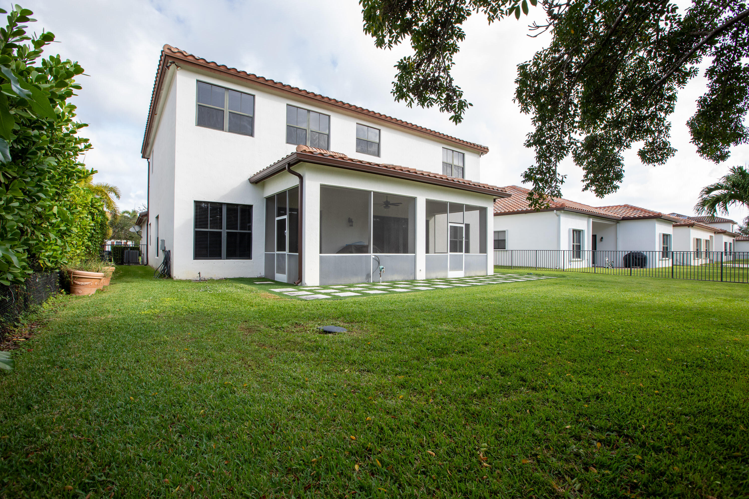 6478 Vireo Court