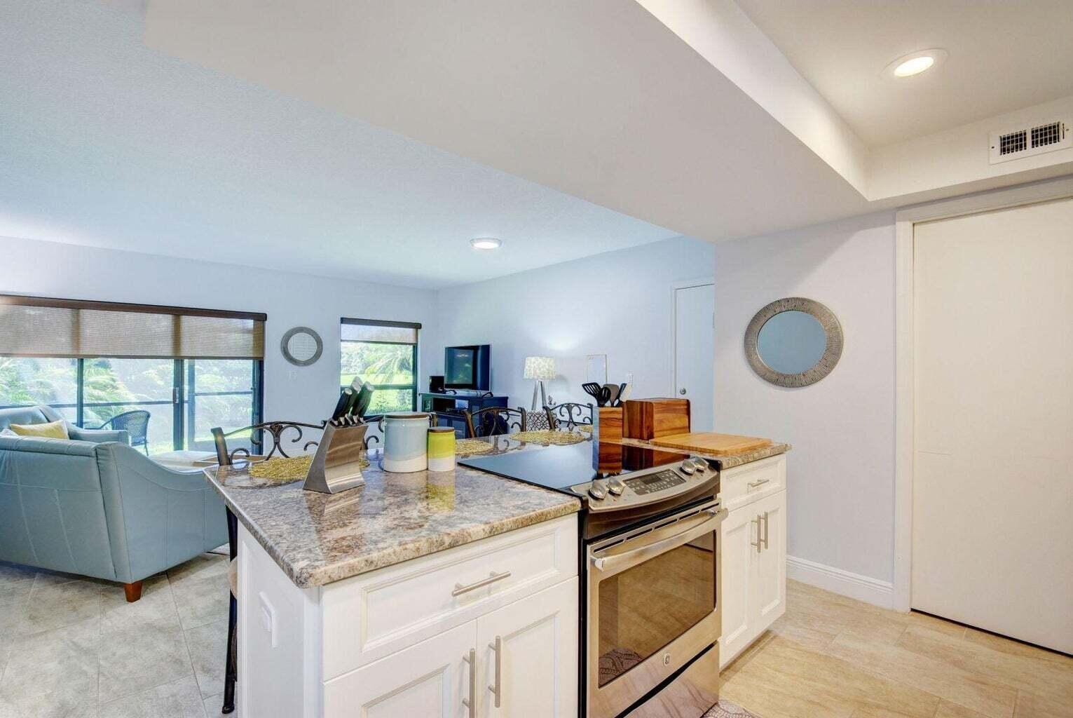 13334 Polo Club Road 246-247