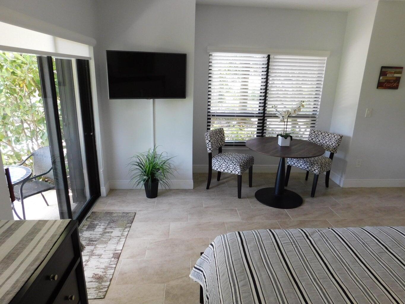 13334 Polo Club Road 246-247