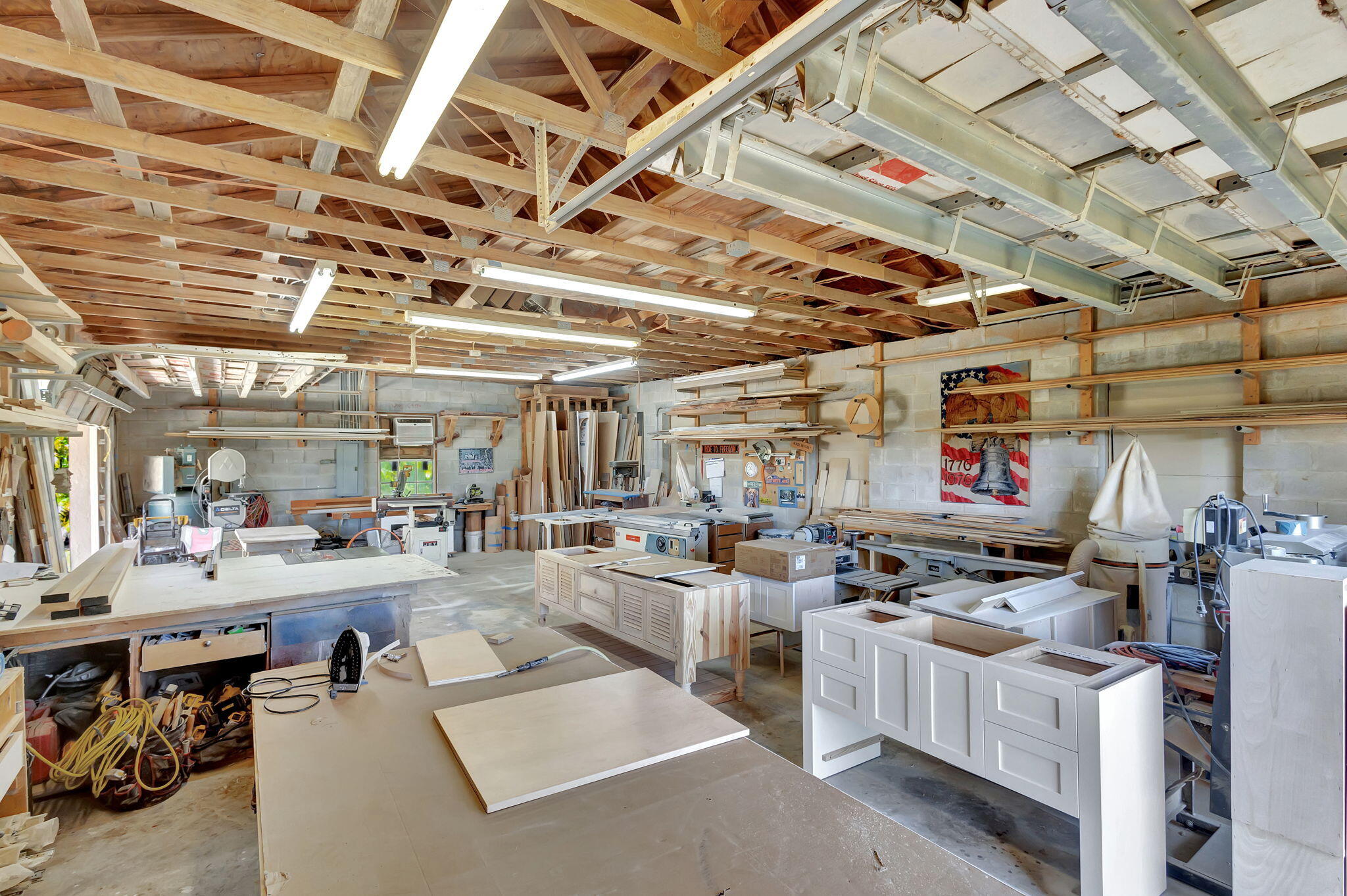 11225 68th Street N