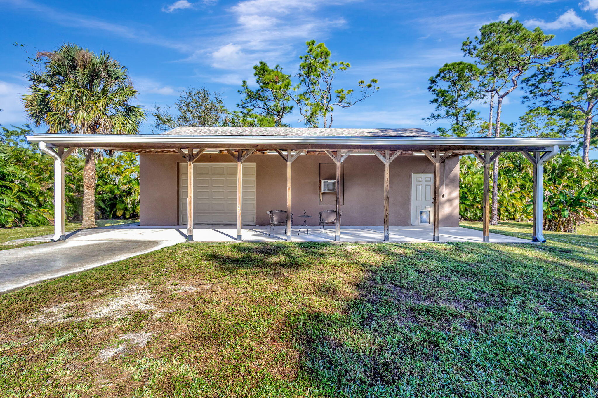 11225 68th Street N