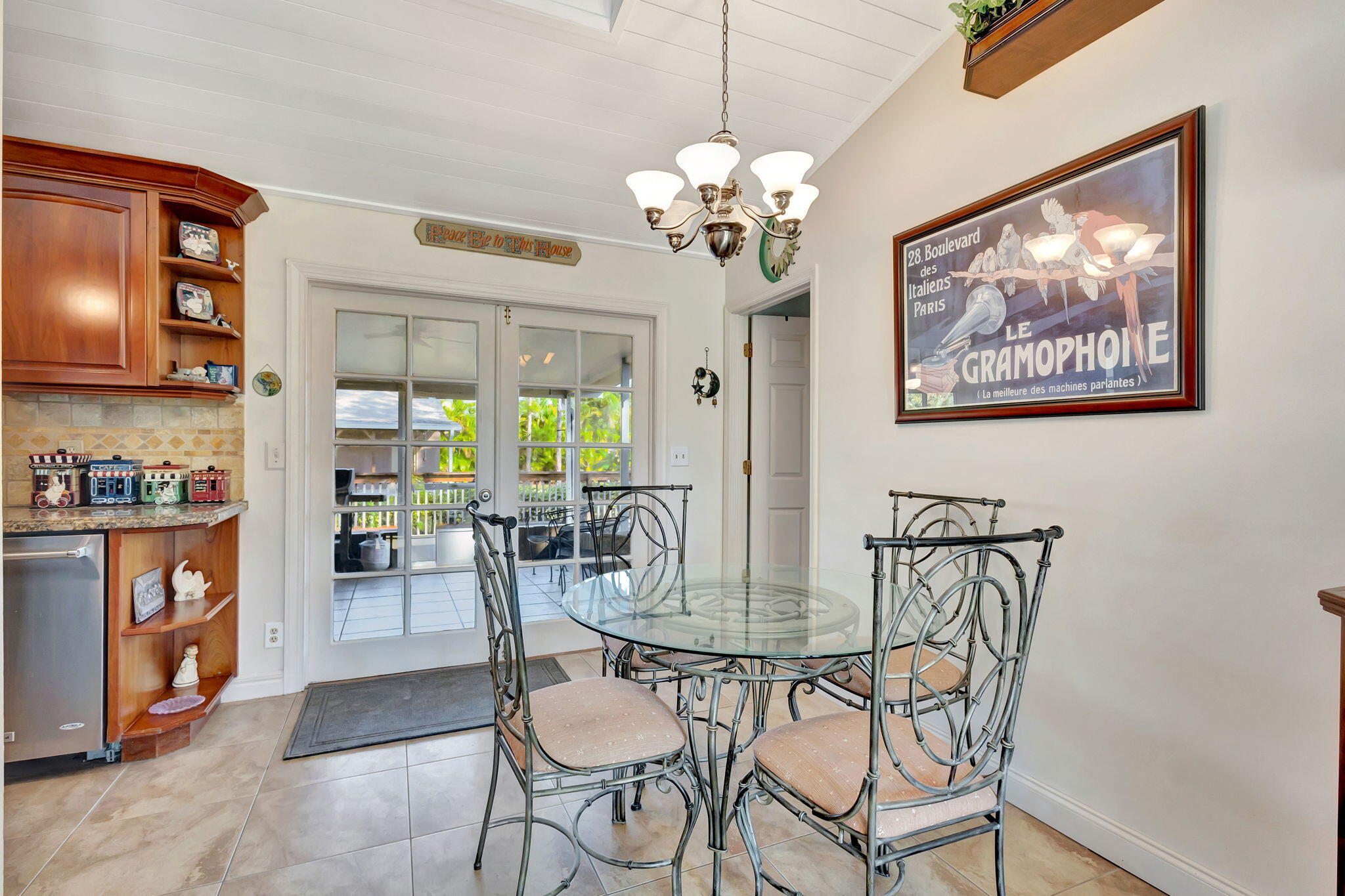 11225 68th Street N