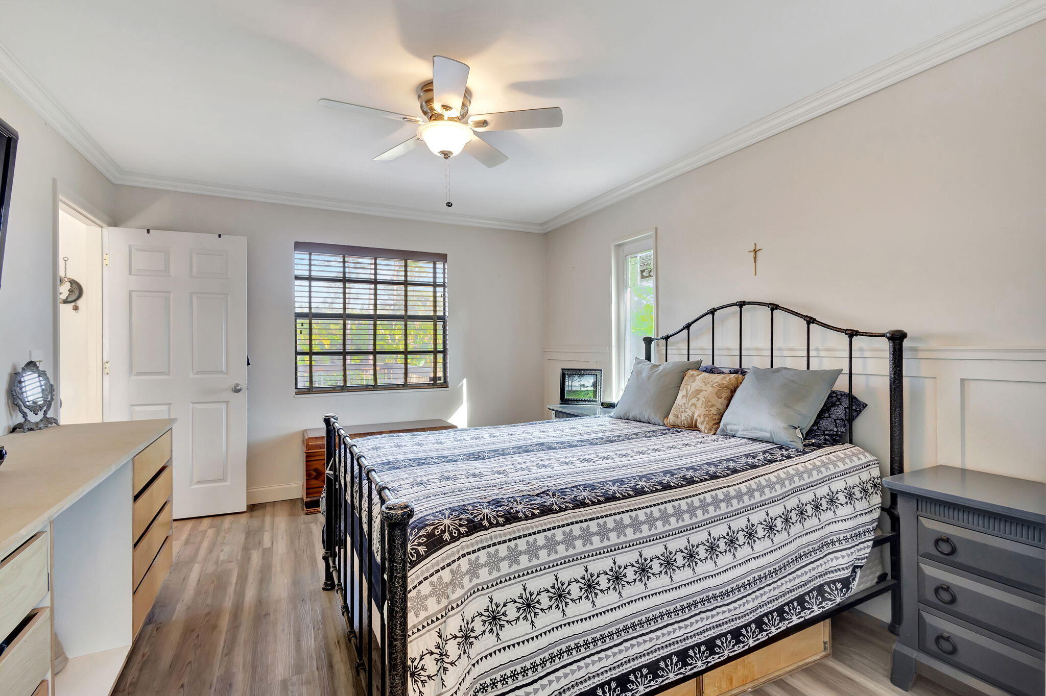 11225 68th Street N