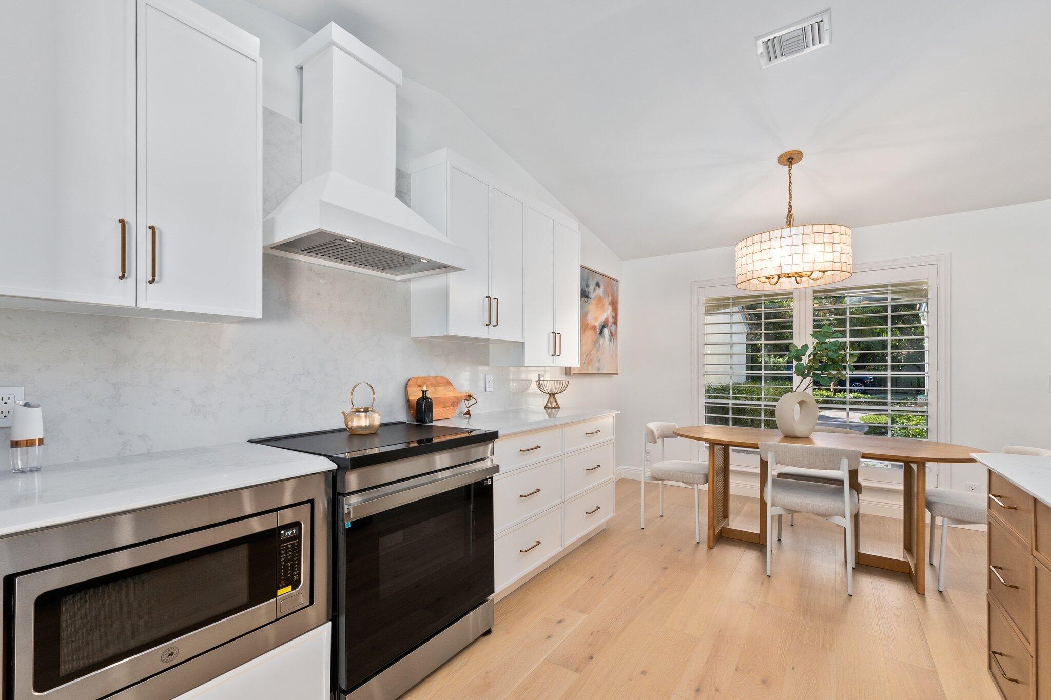 2474 Vista Del Prado Drive