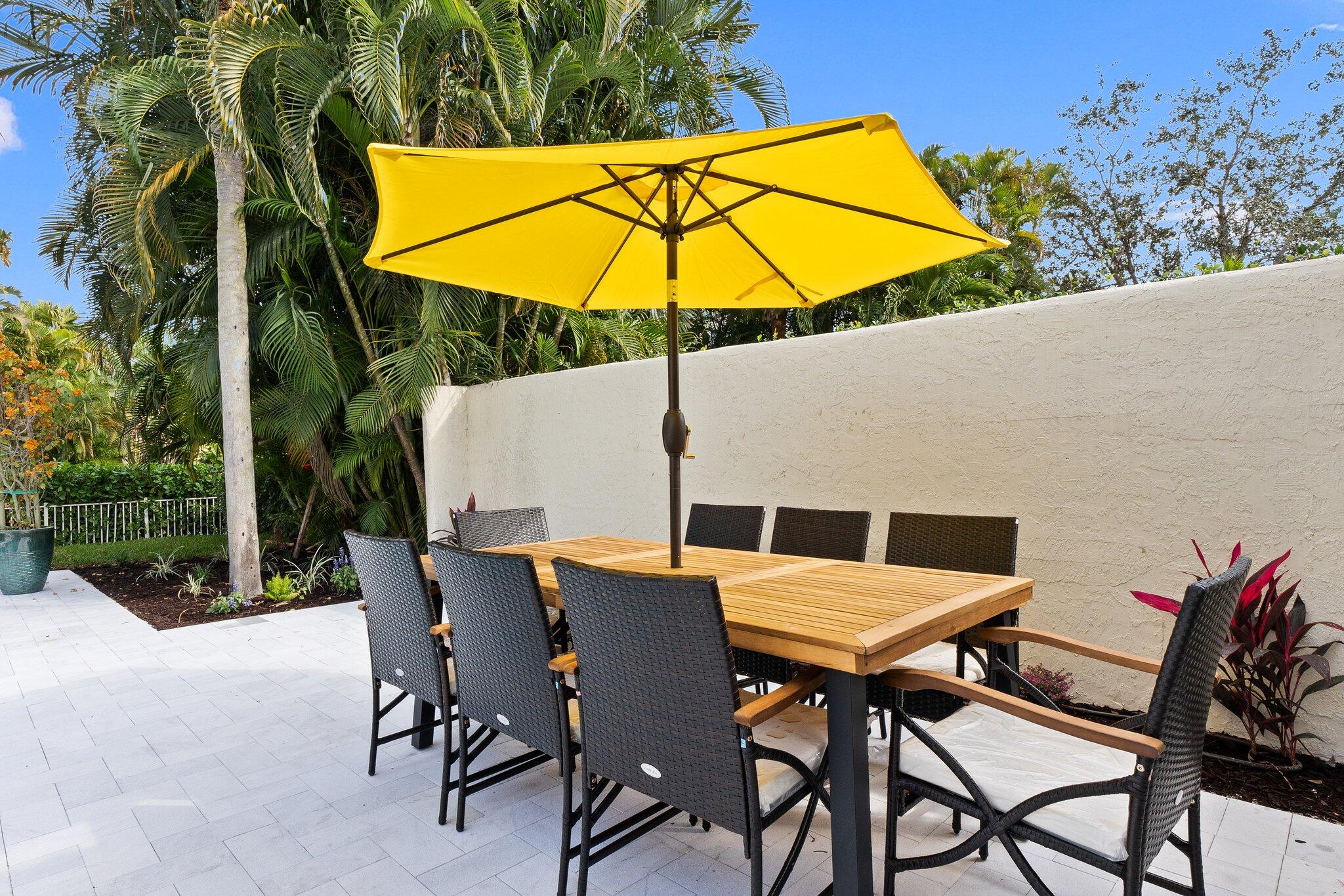 2474 Vista Del Prado Drive