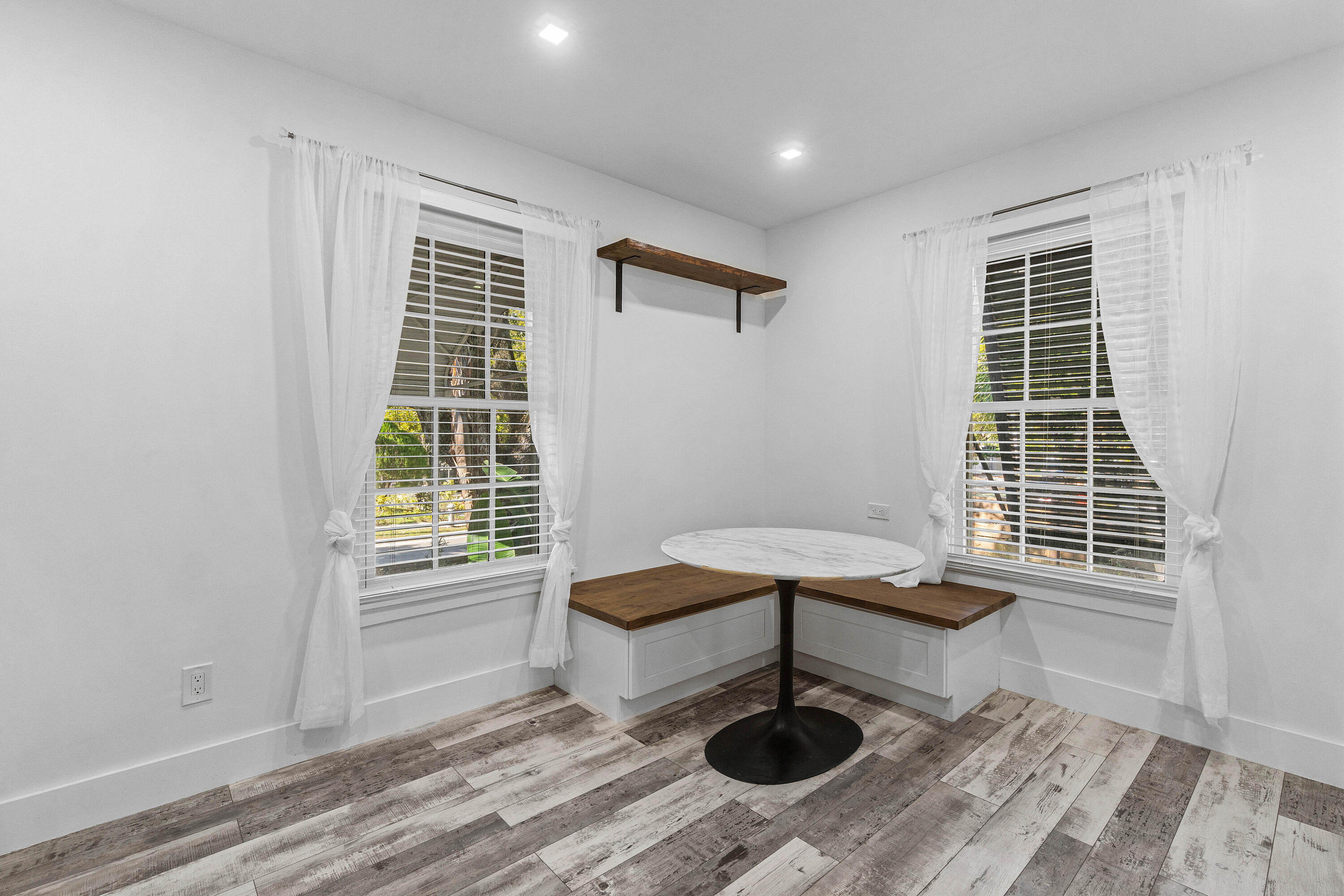 744 Sunset Road