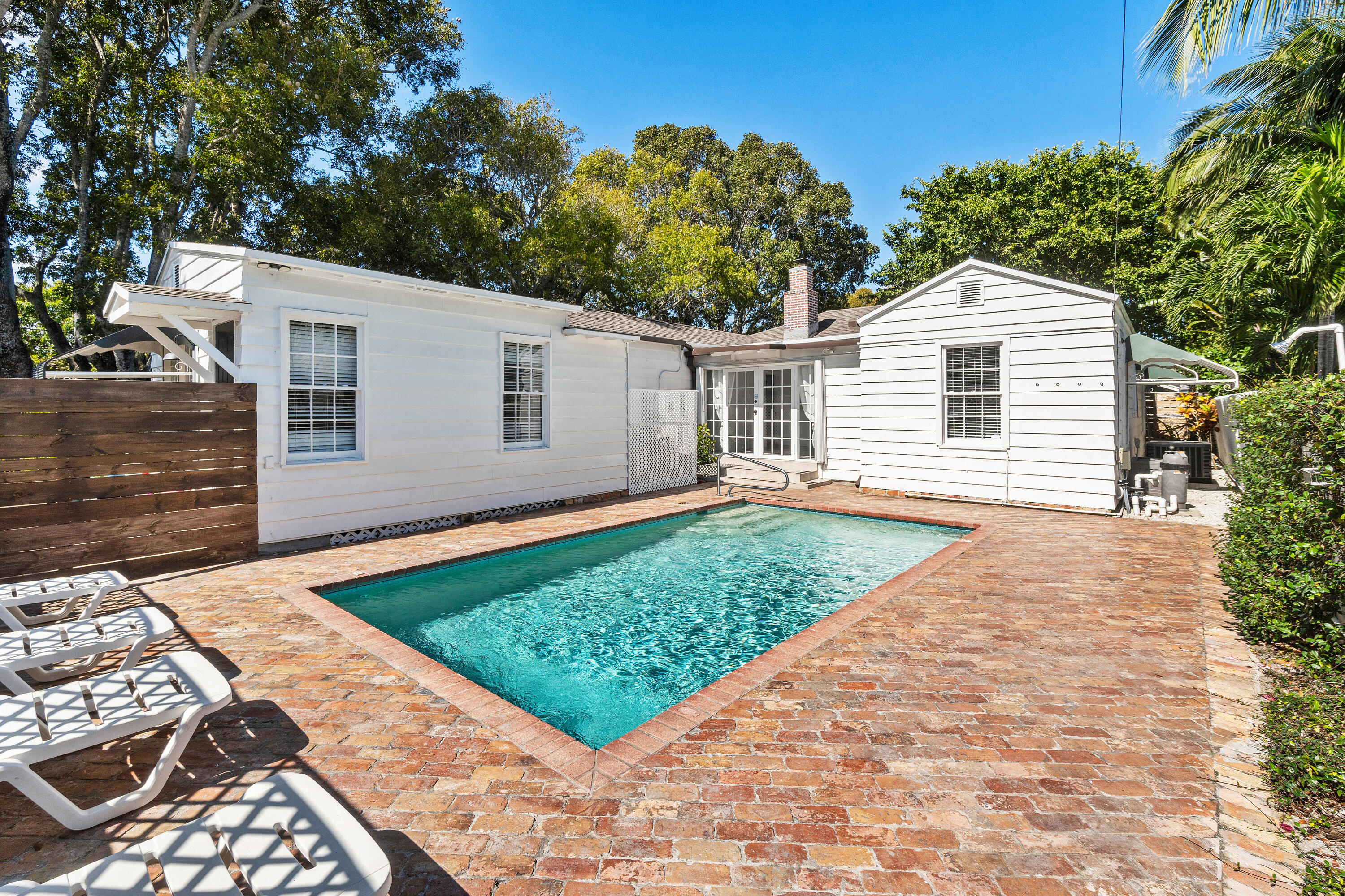 744 Sunset Road