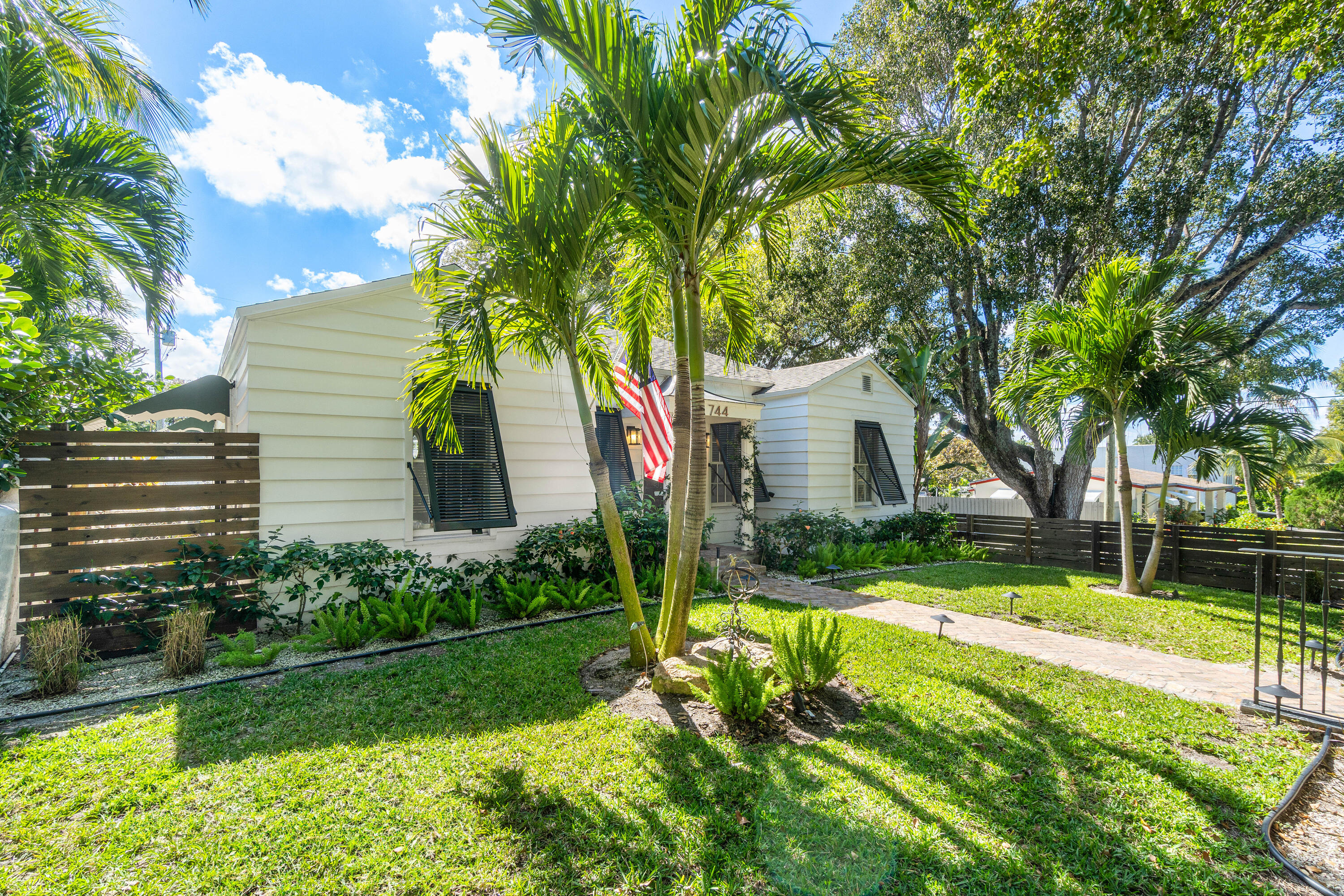 744 Sunset Road
