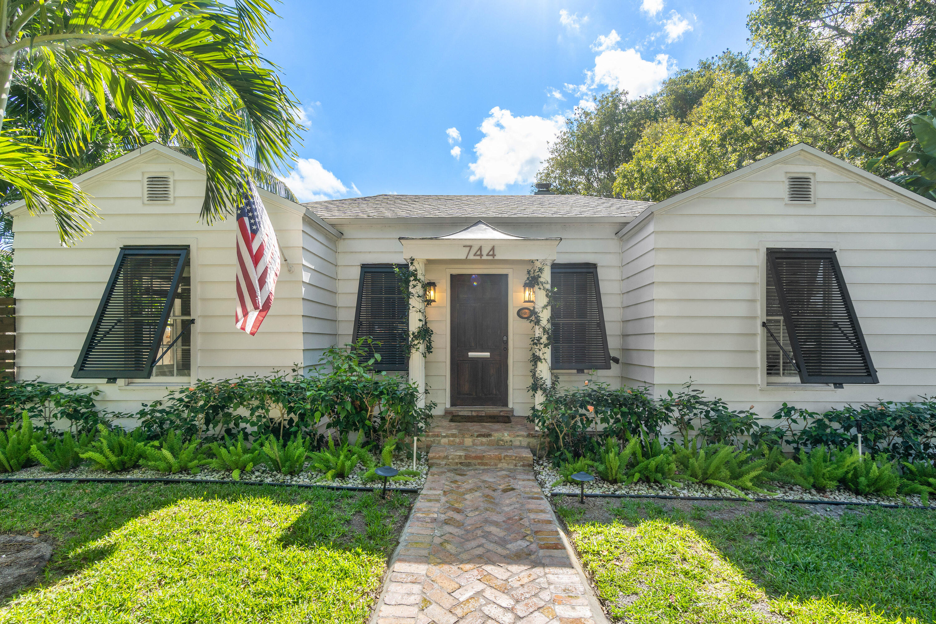 744 Sunset Road