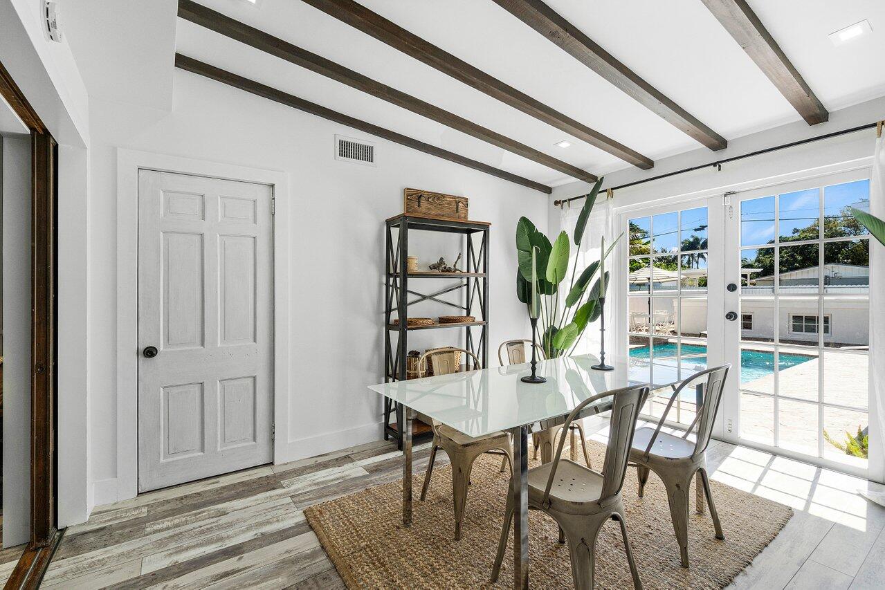 744 Sunset Road