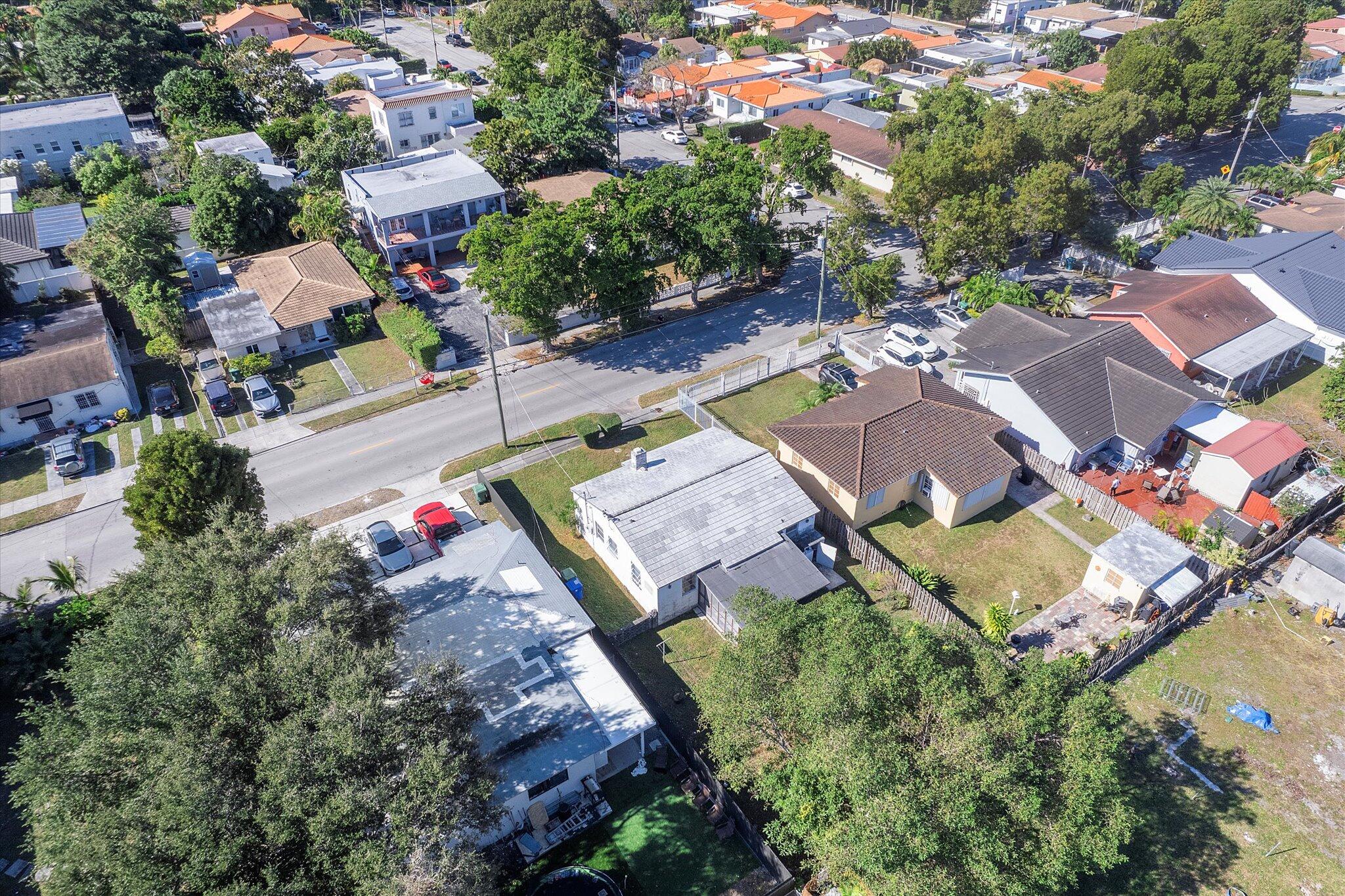 313 SW 32nd Avenue