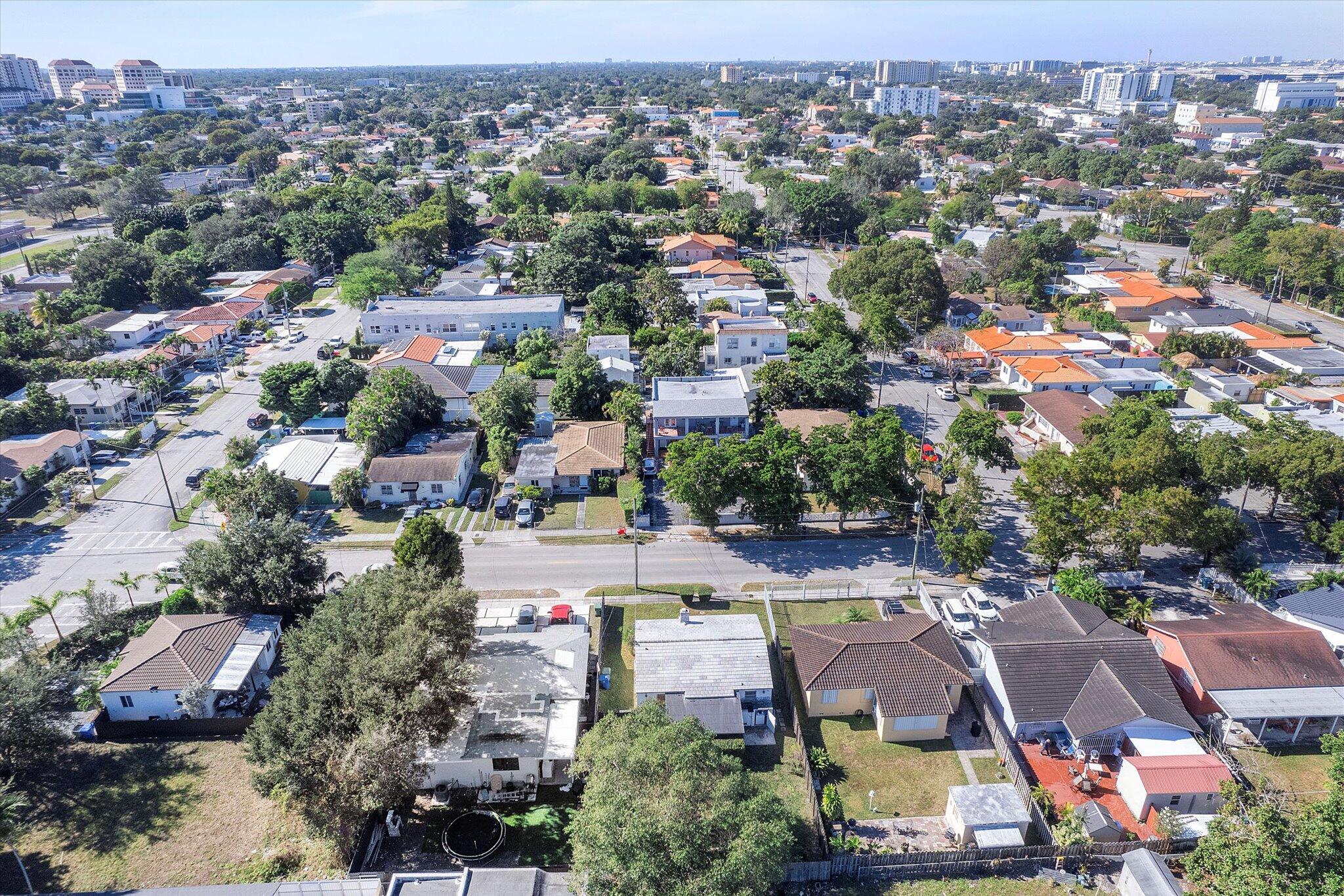 313 SW 32nd Avenue