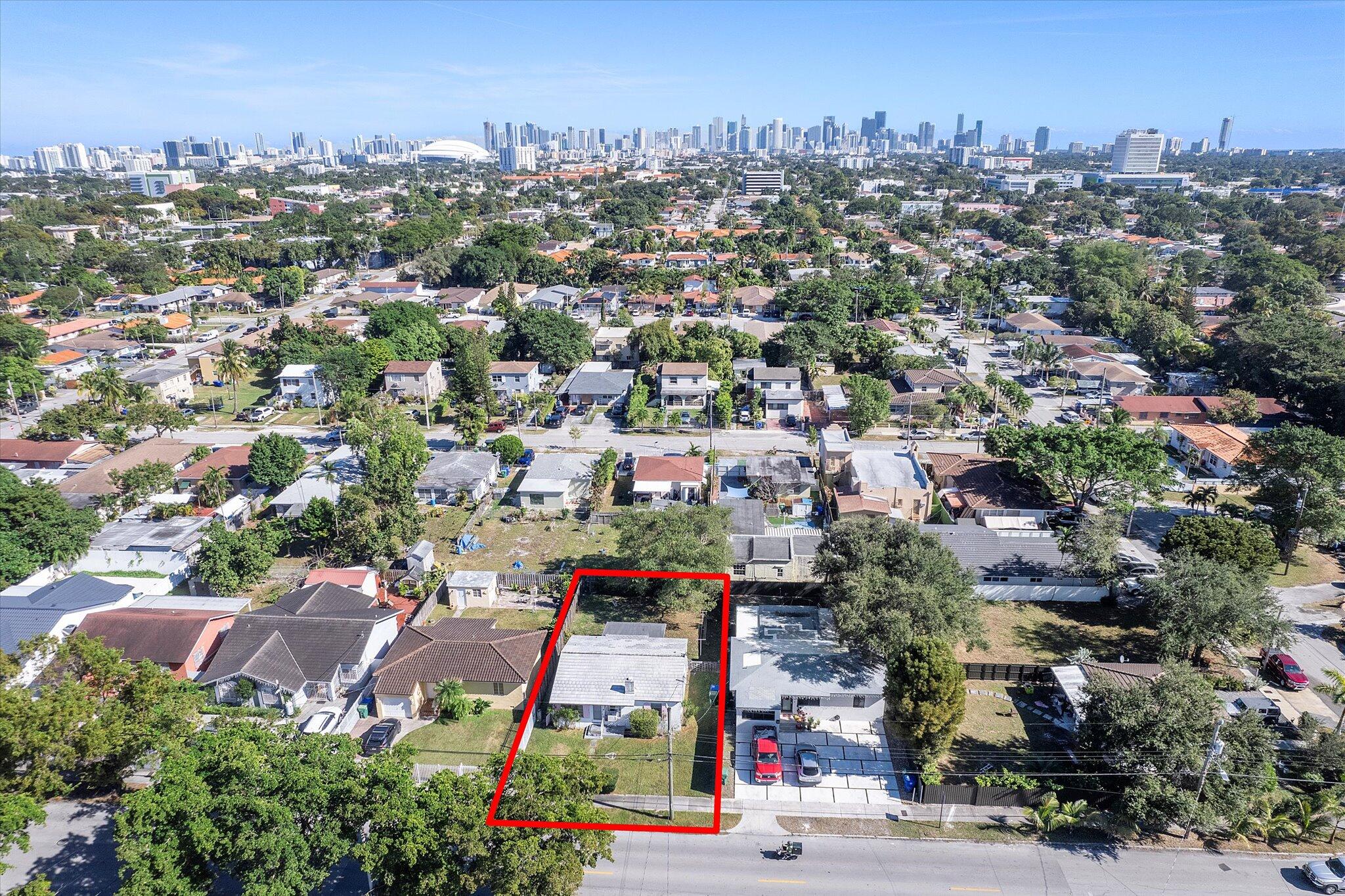 313 SW 32nd Avenue