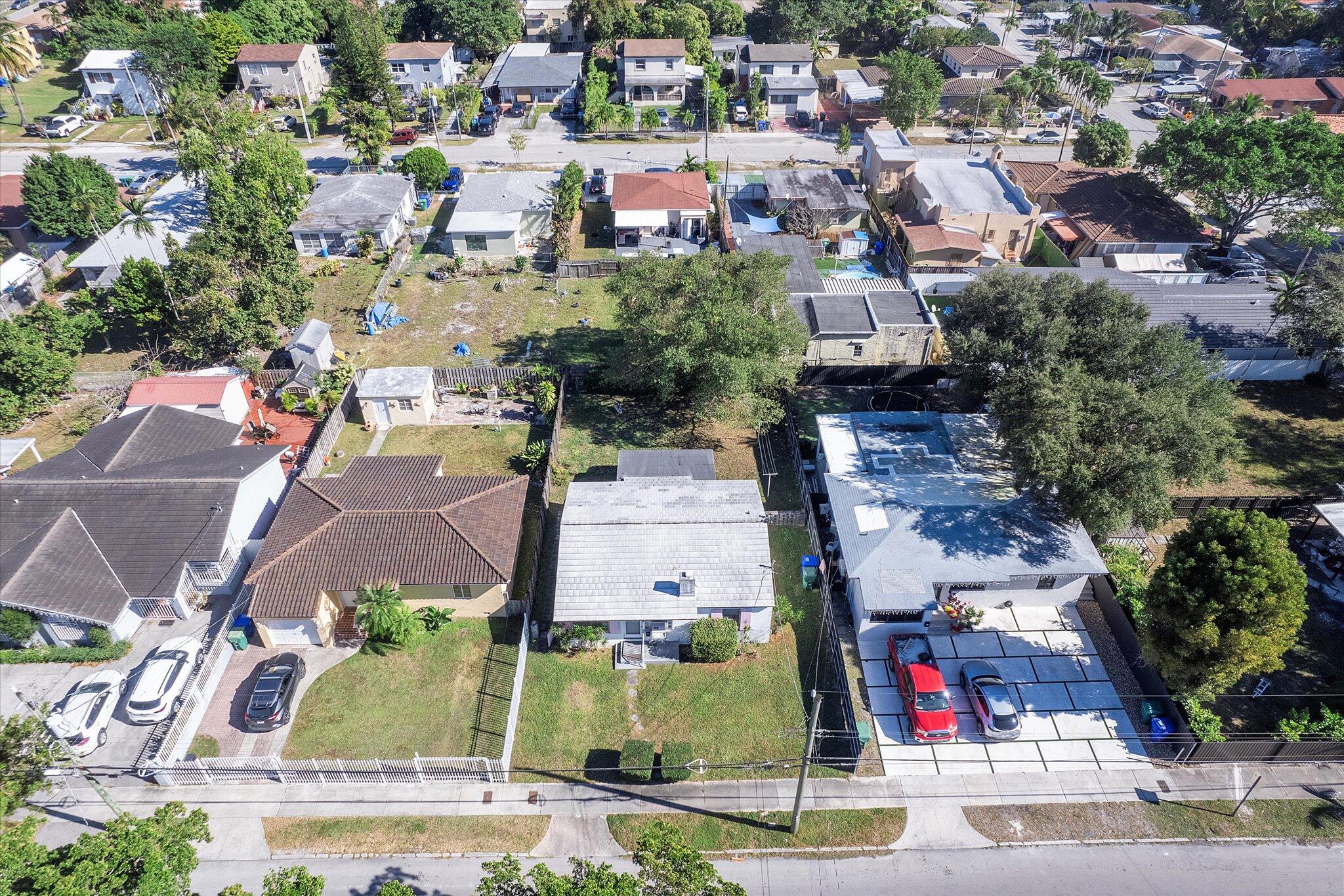 313 SW 32nd Avenue