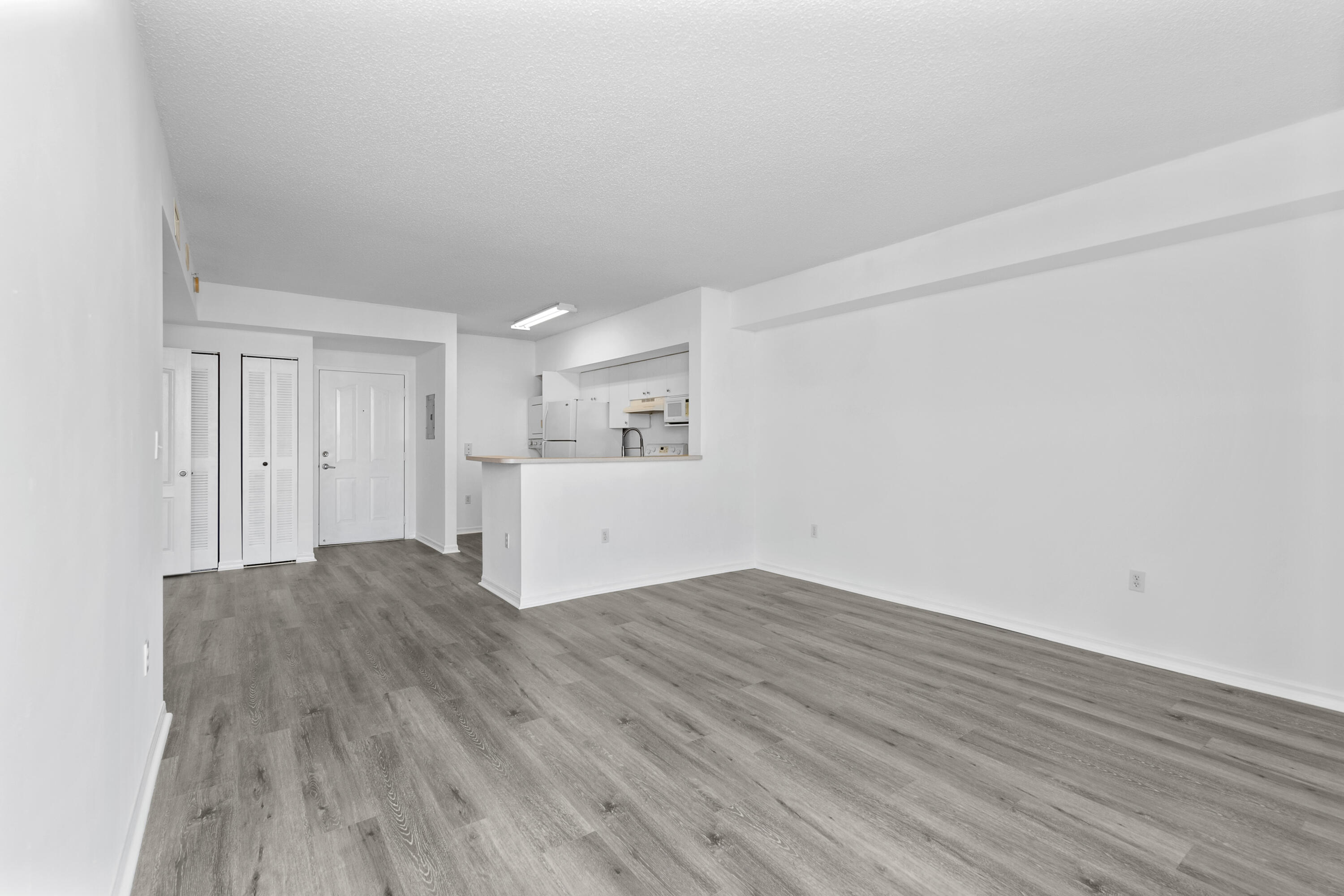 5077 NW 7th Street 1211