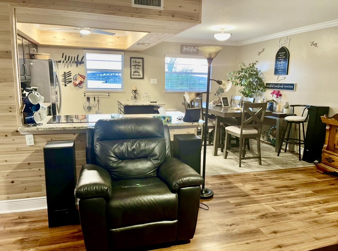 2600 S Kanner Highway W12