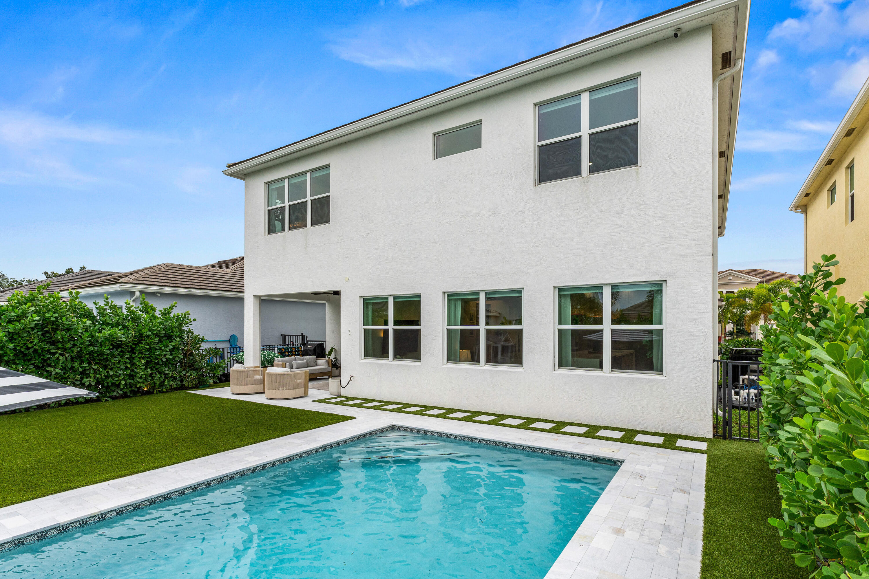 15815 Orchard Drive