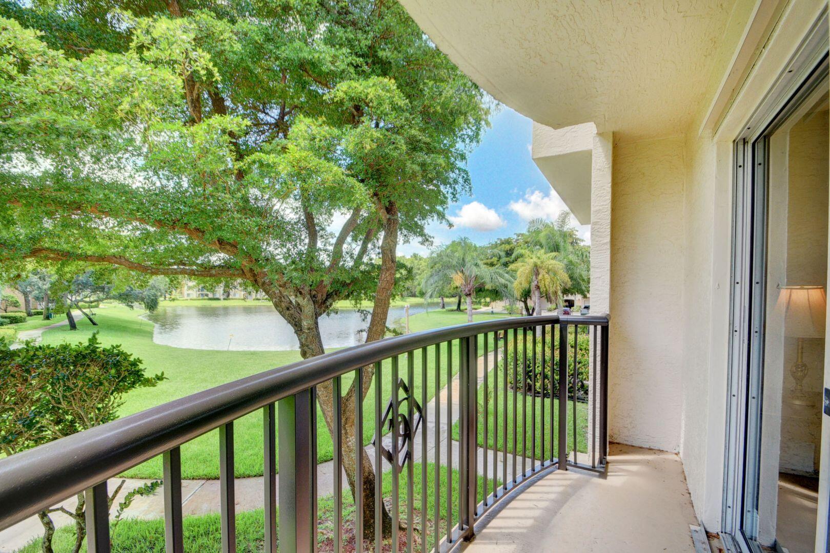 300 Crestwood Court N 304