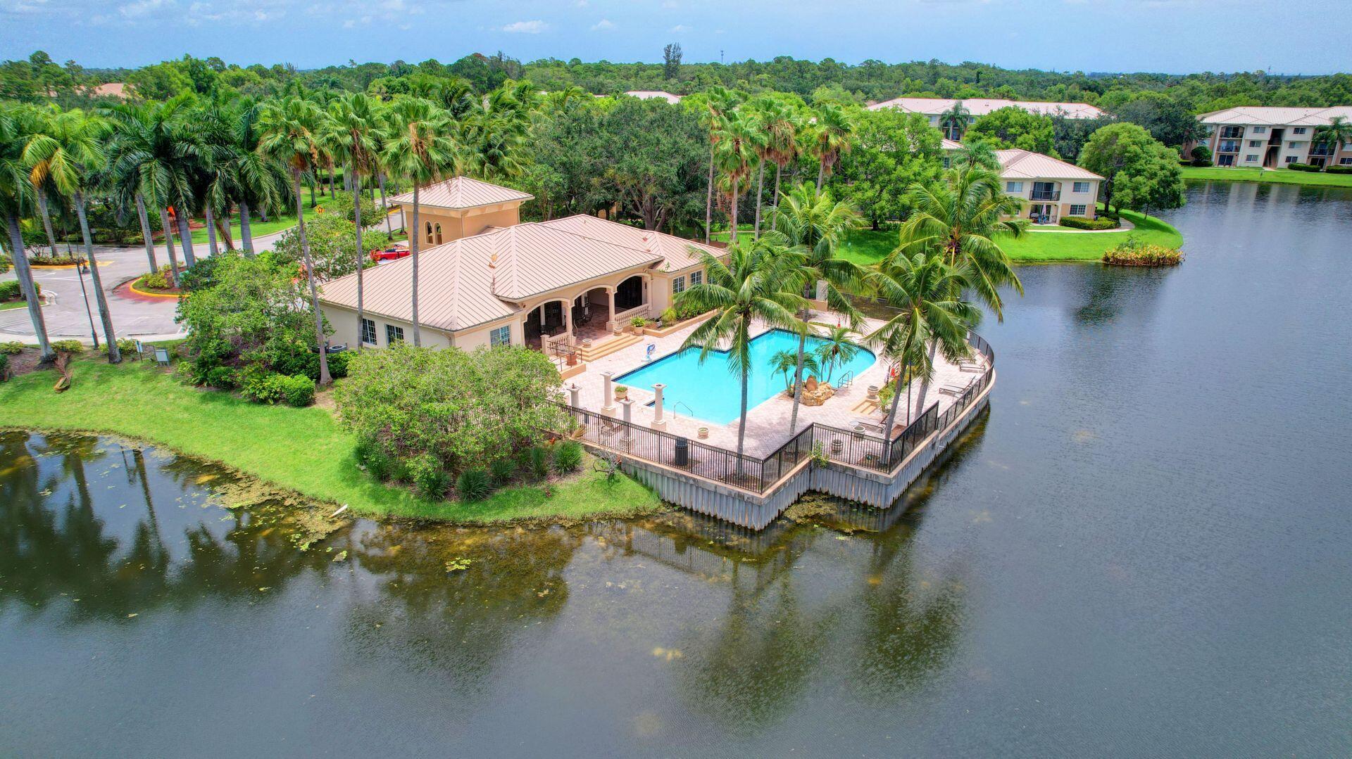 300 Crestwood Court N 304