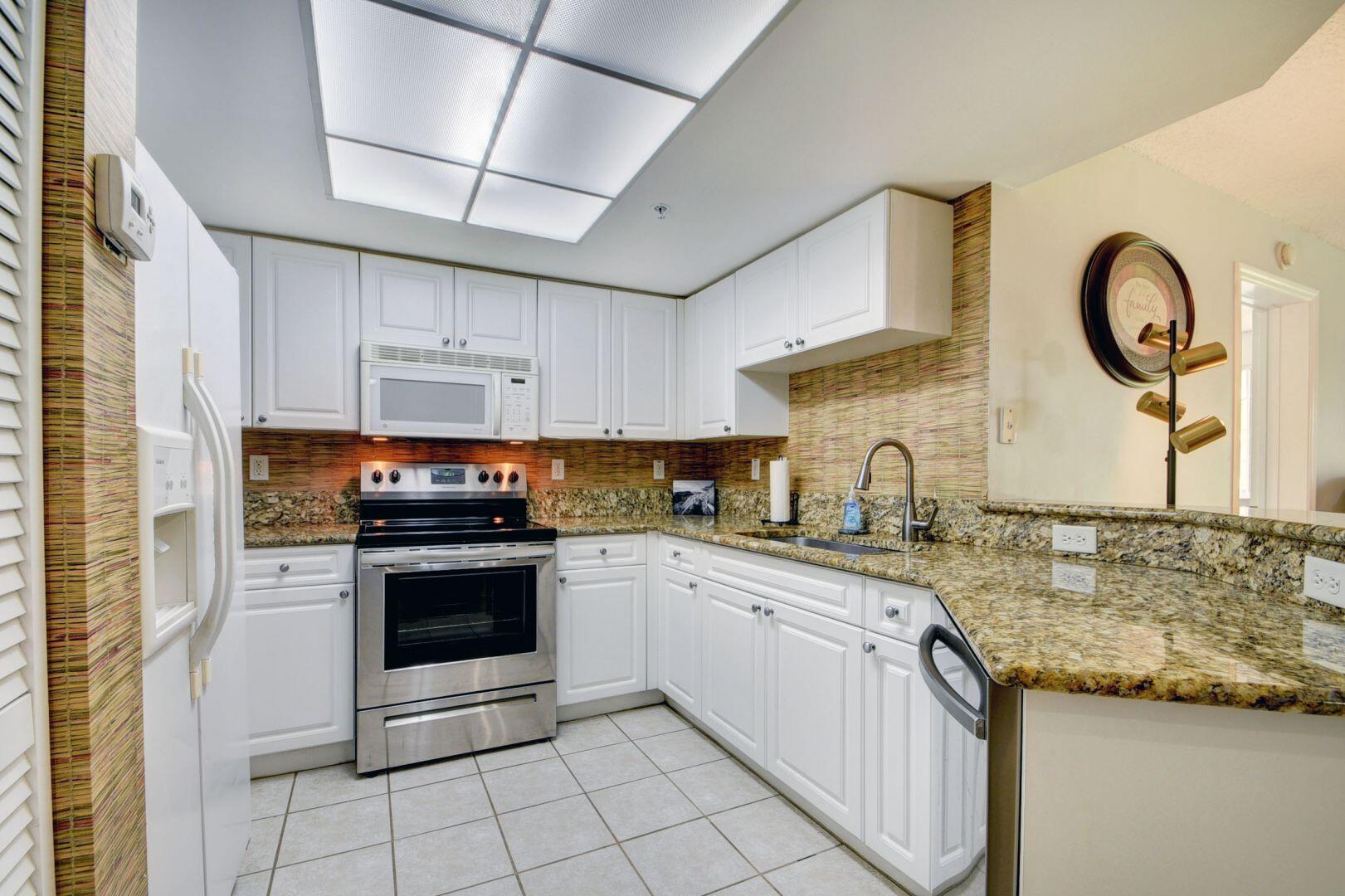 300 Crestwood Court N 304