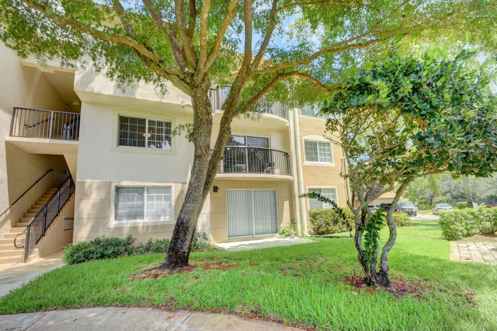 300 Crestwood Court N 304