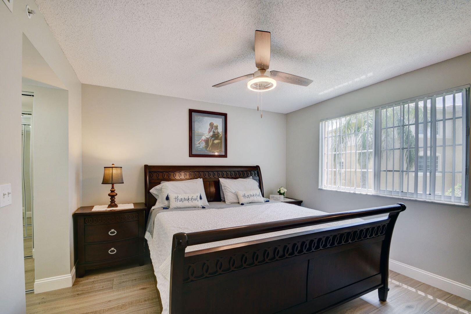 300 Crestwood Court N 304