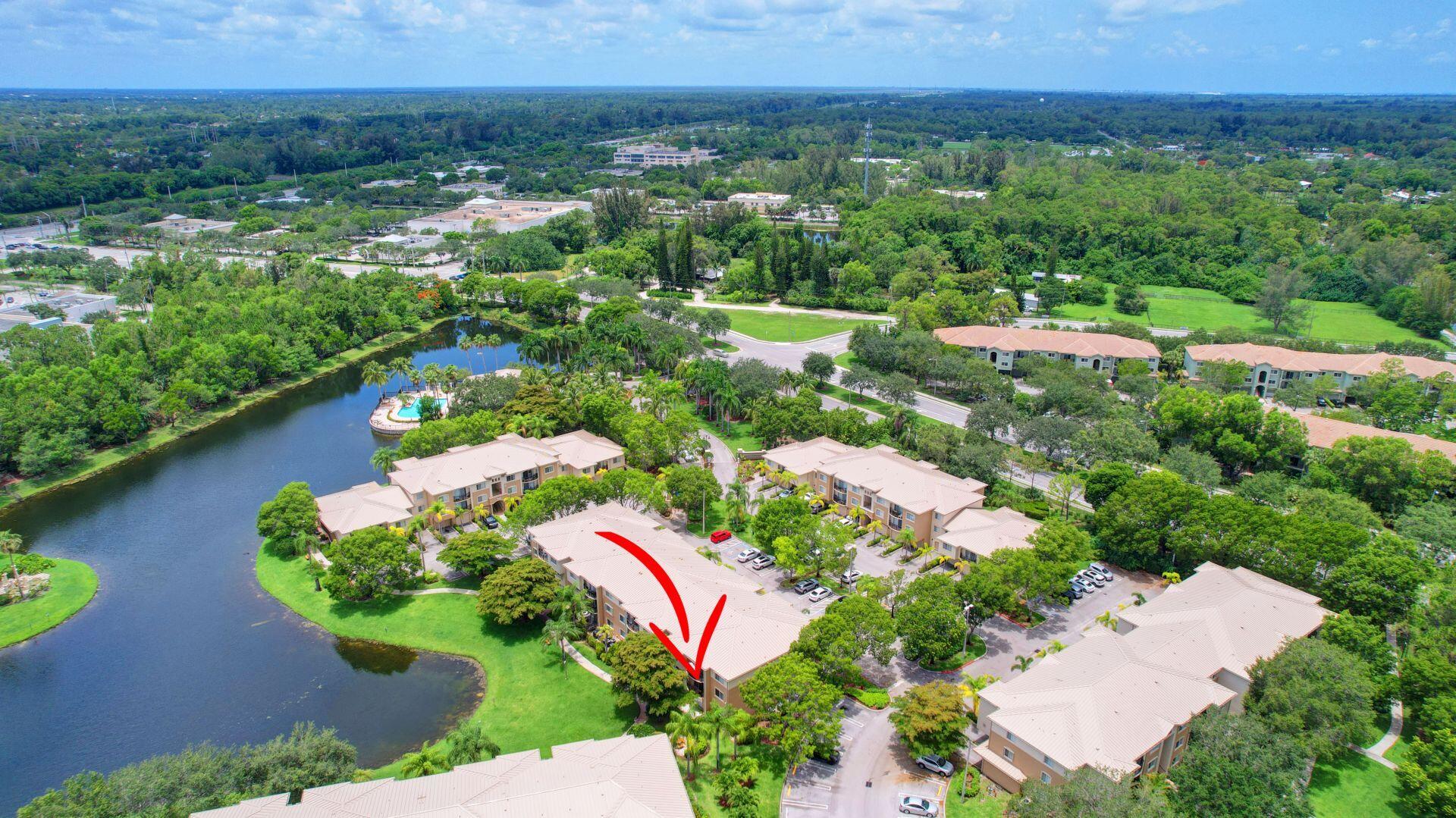 300 Crestwood Court N 304