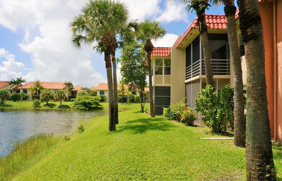 200 Lake Evelyn Drive