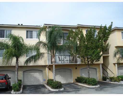 300 Crestwood Court N 307