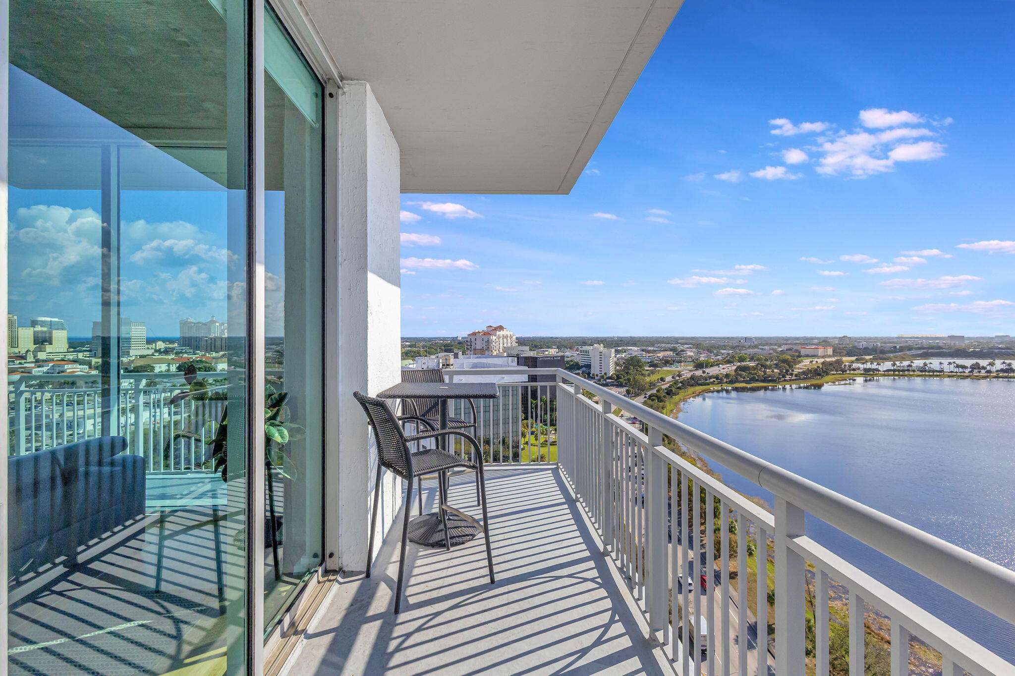 300 S Australian 1513 Avenue 1513