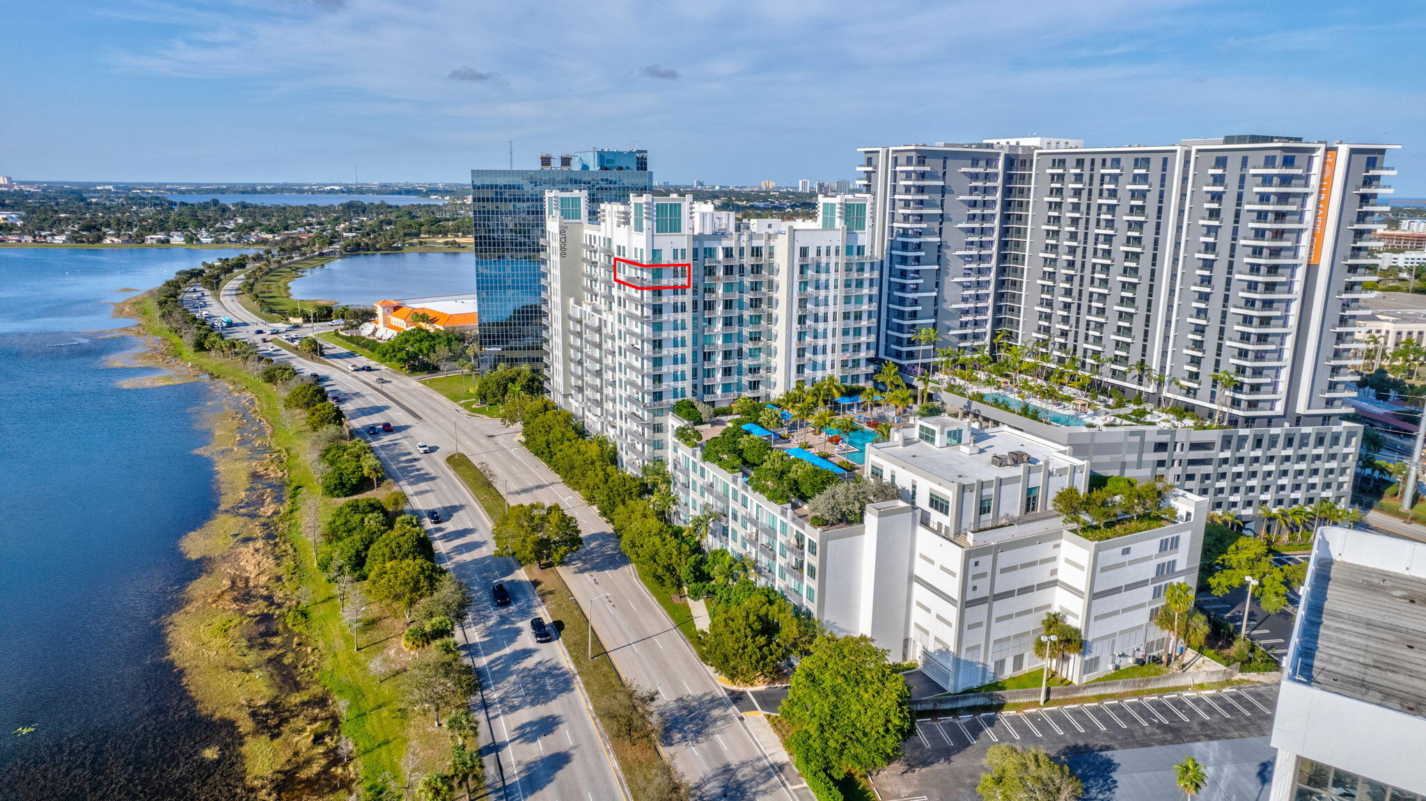 300 S Australian 1513 Avenue 1513