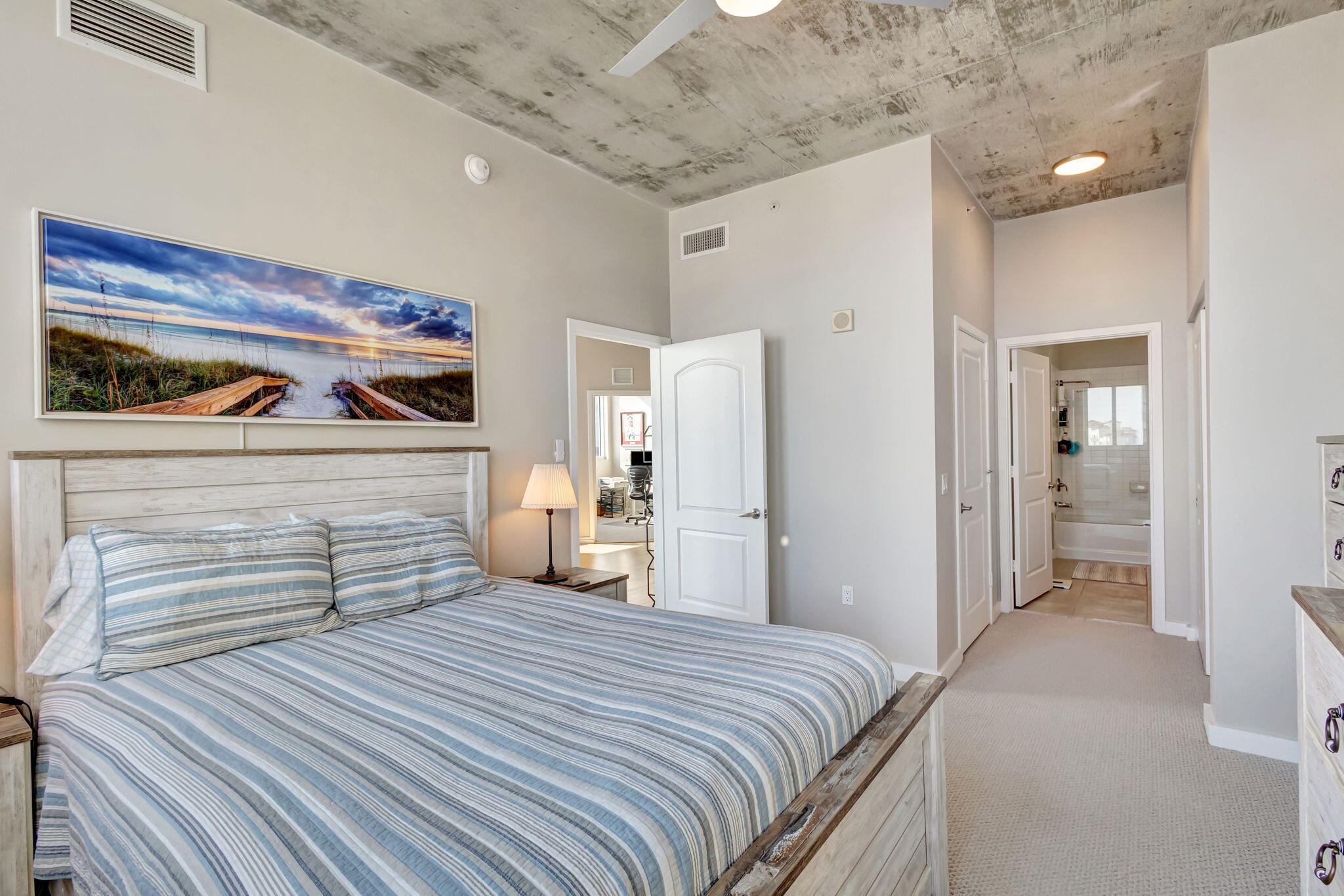 300 S Australian 1513 Avenue 1513