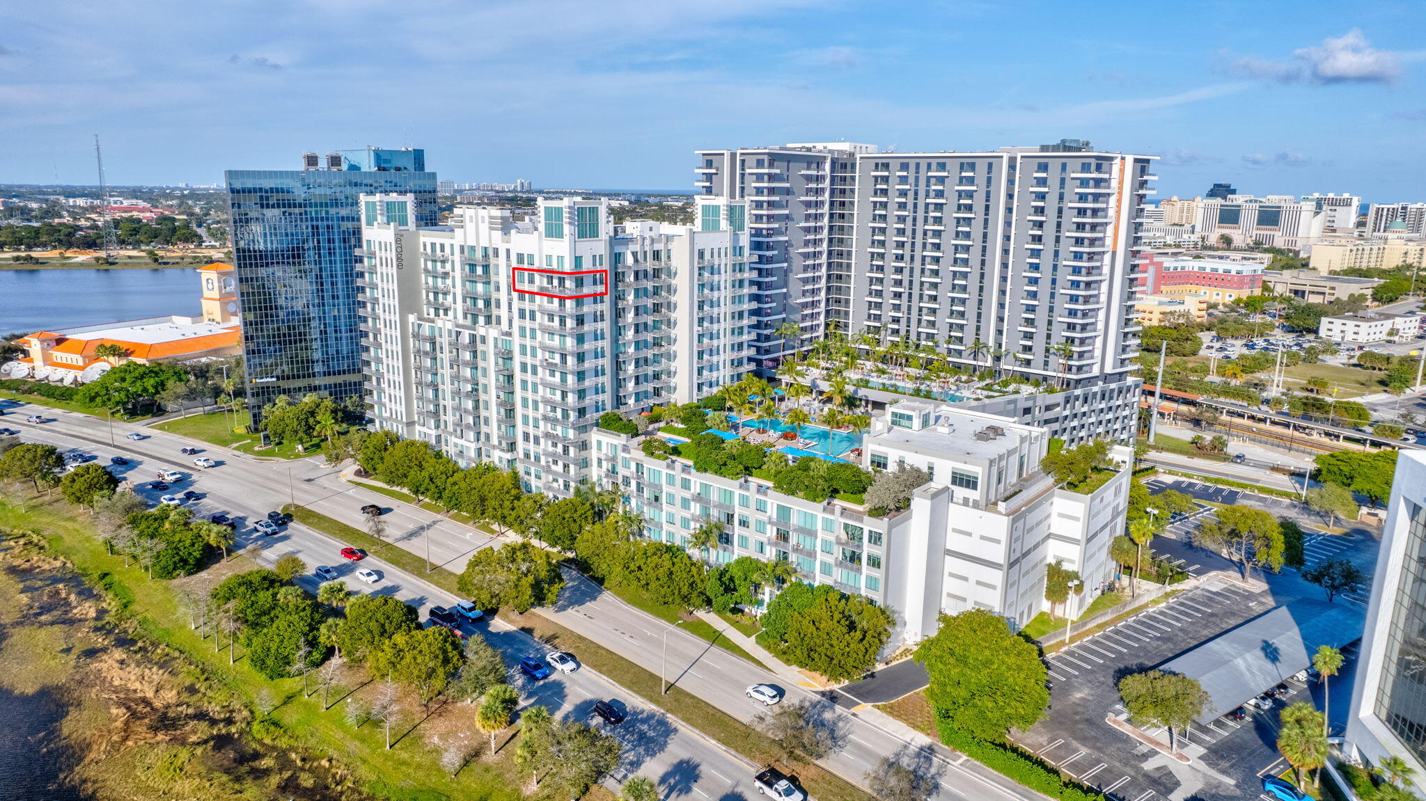 300 S Australian 1513 Avenue 1513