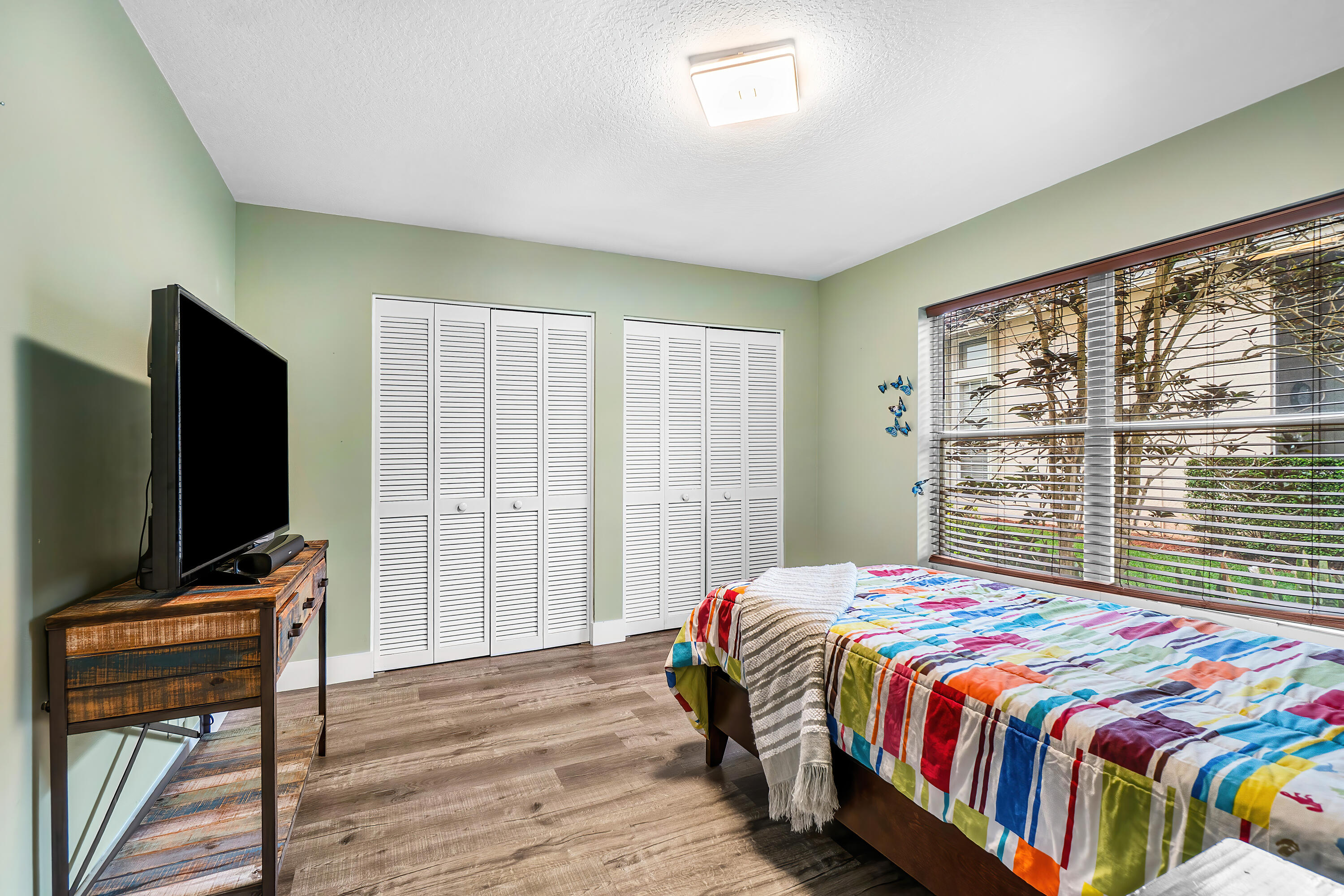 600 Cypress Green Circle