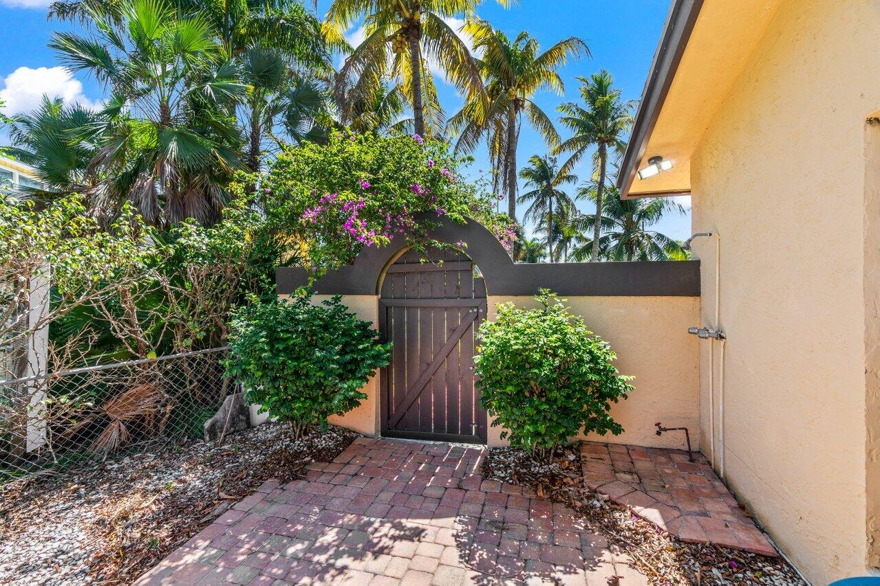 501 NW 55th Terrace