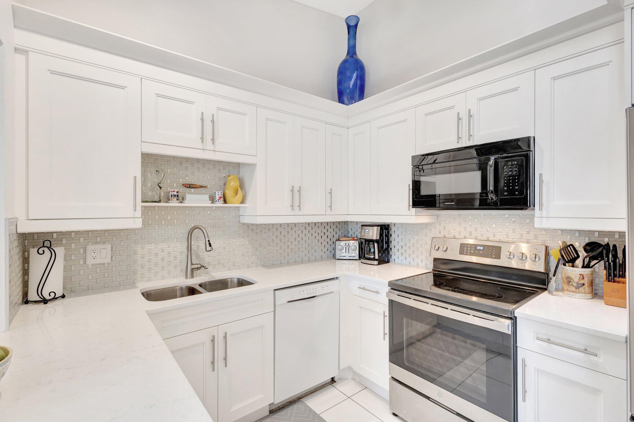 3811 Coco Loba Lane 3811