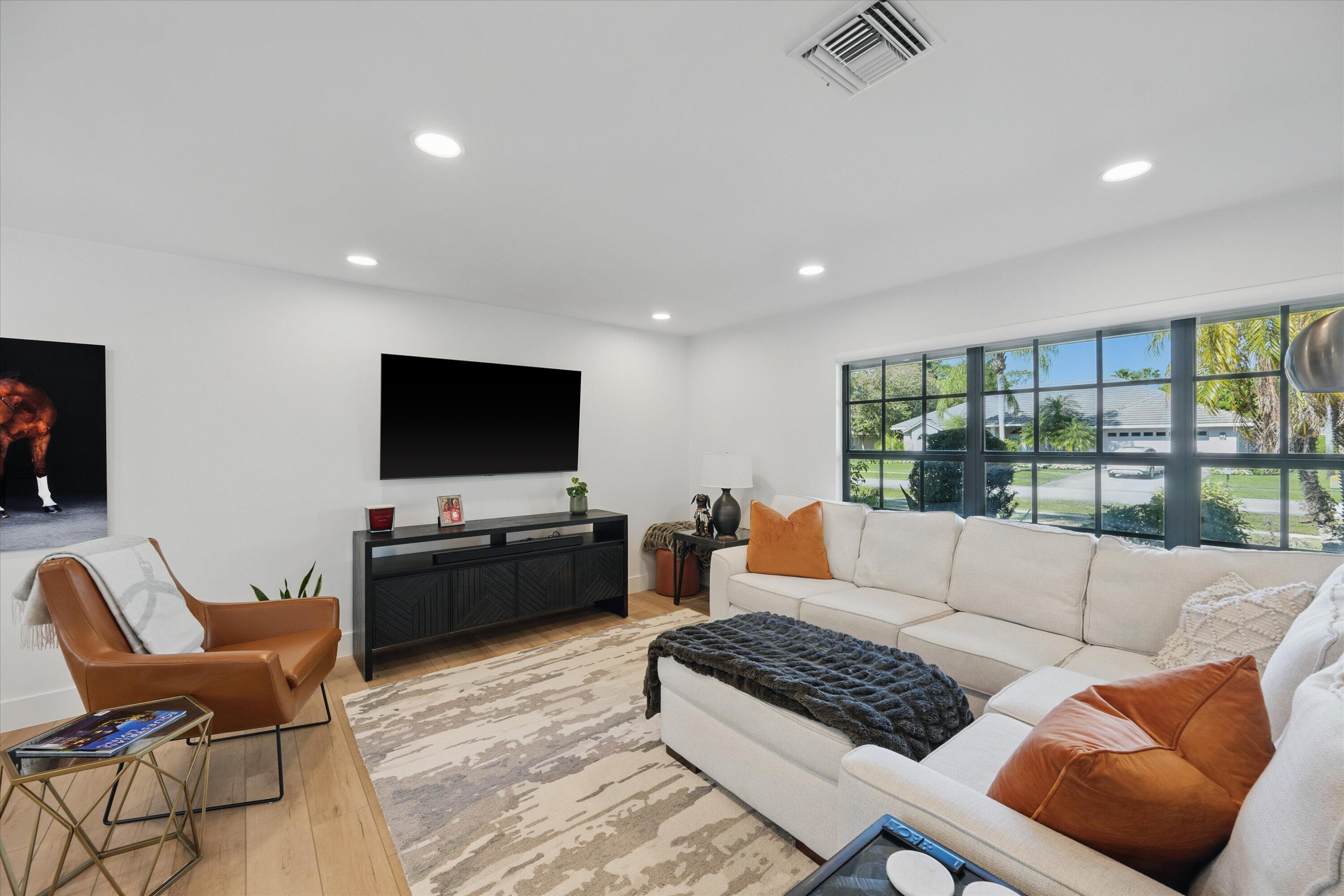 2725 Yarmouth Drive