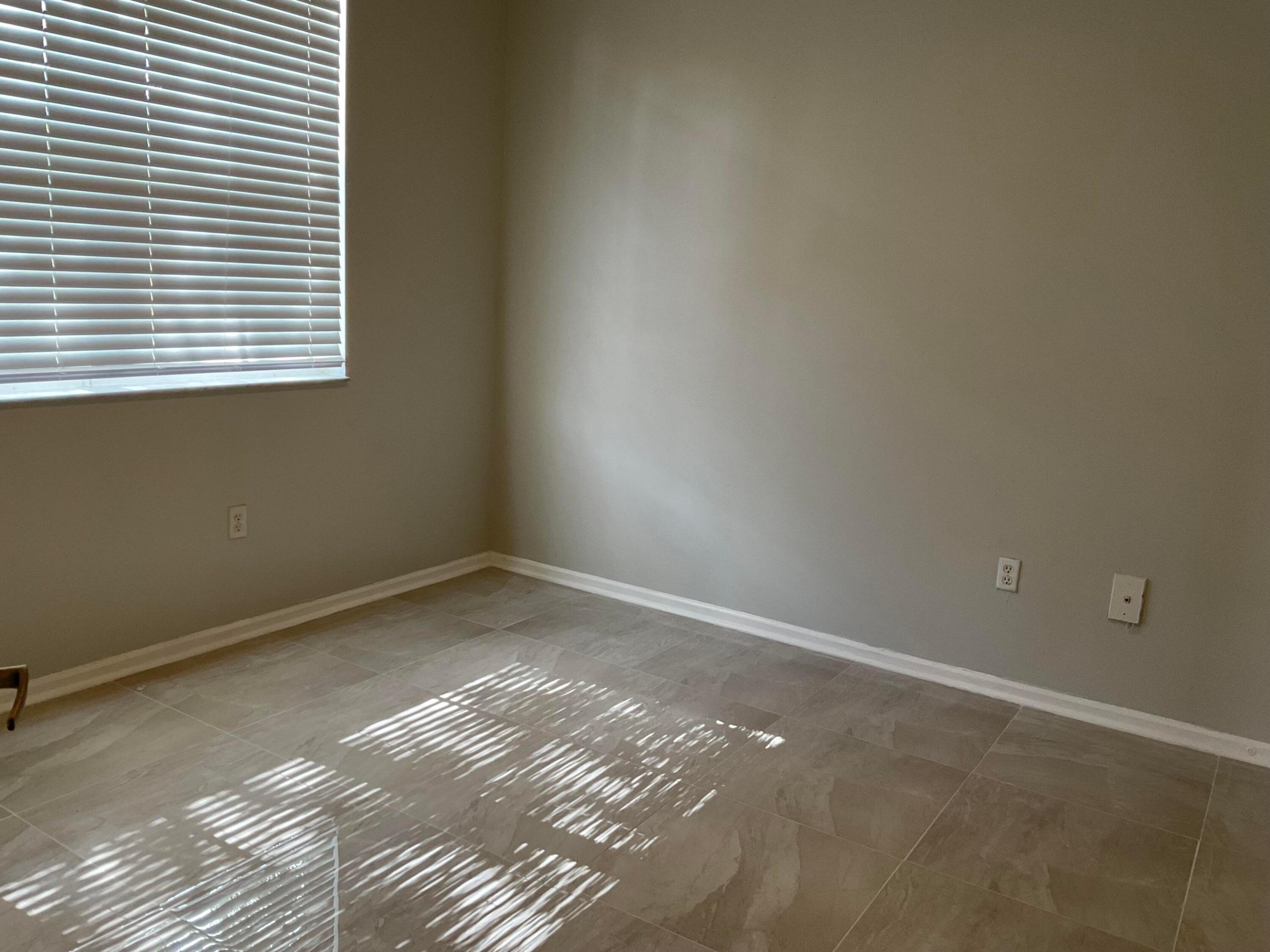 2080 Greenview Shores Boulevard Apt 408