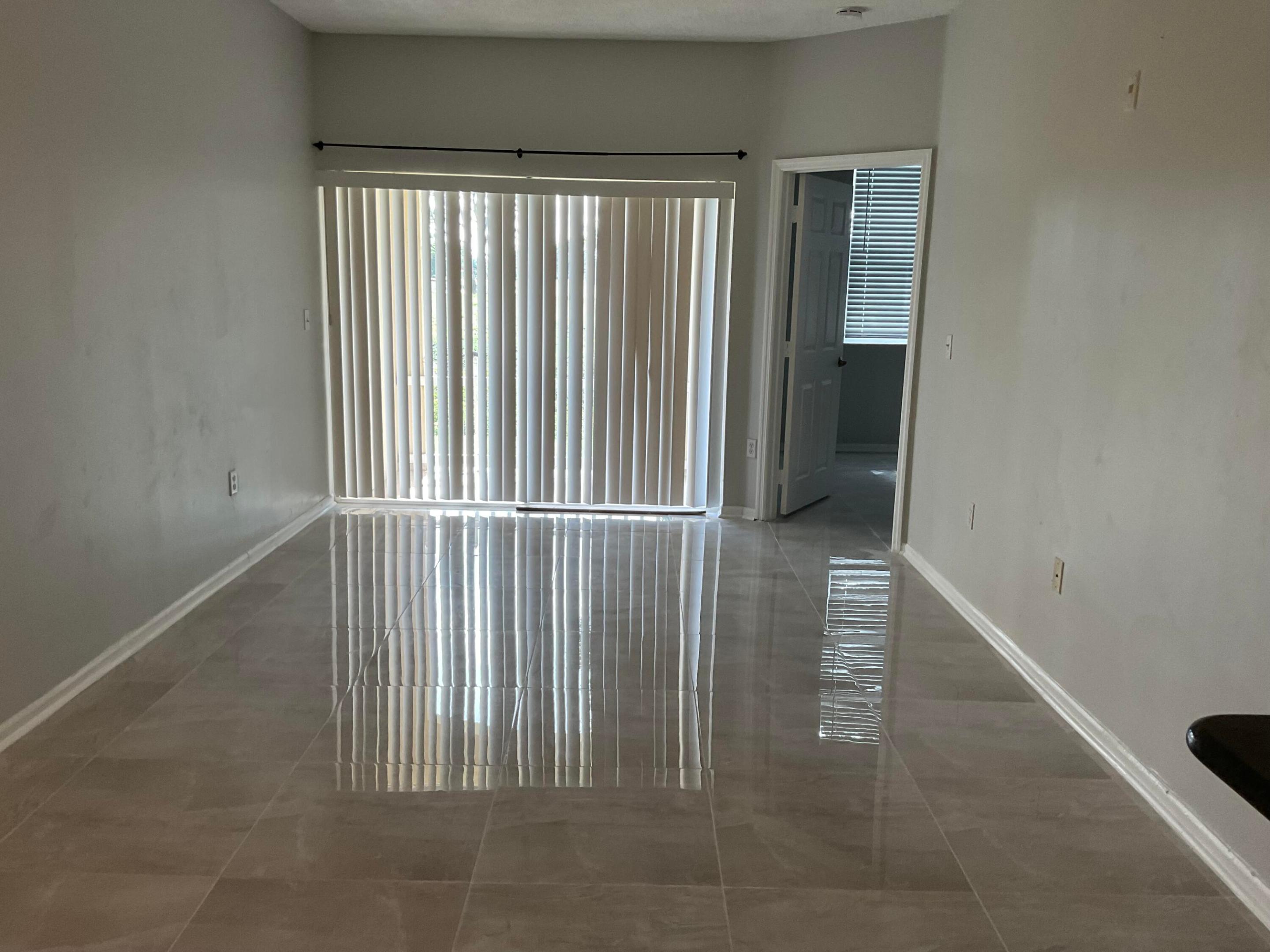 2080 Greenview Shores Boulevard Apt 408